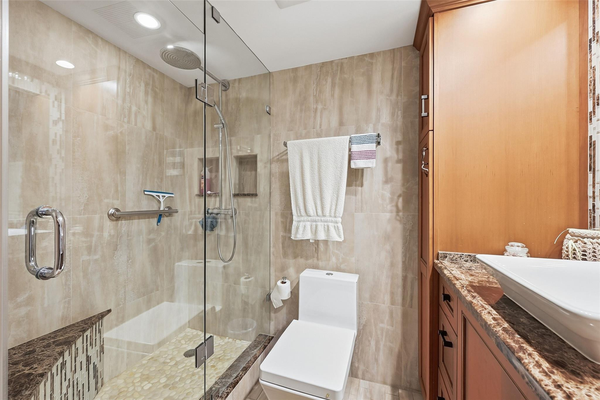 4300 N Ocean #14G Fort Lauderdale, FL 33308