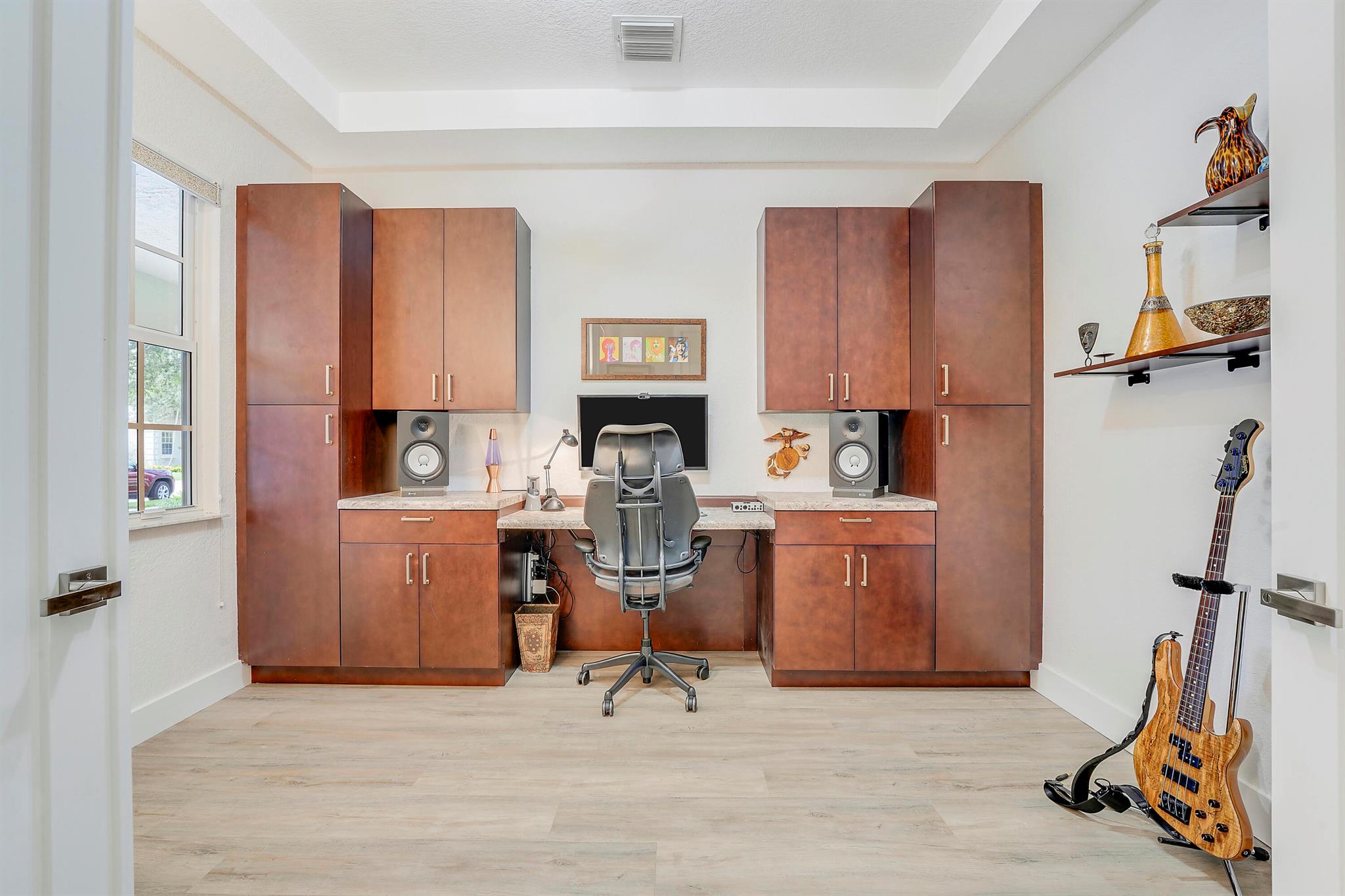 127 Via Castilla Jupiter, FL 33458