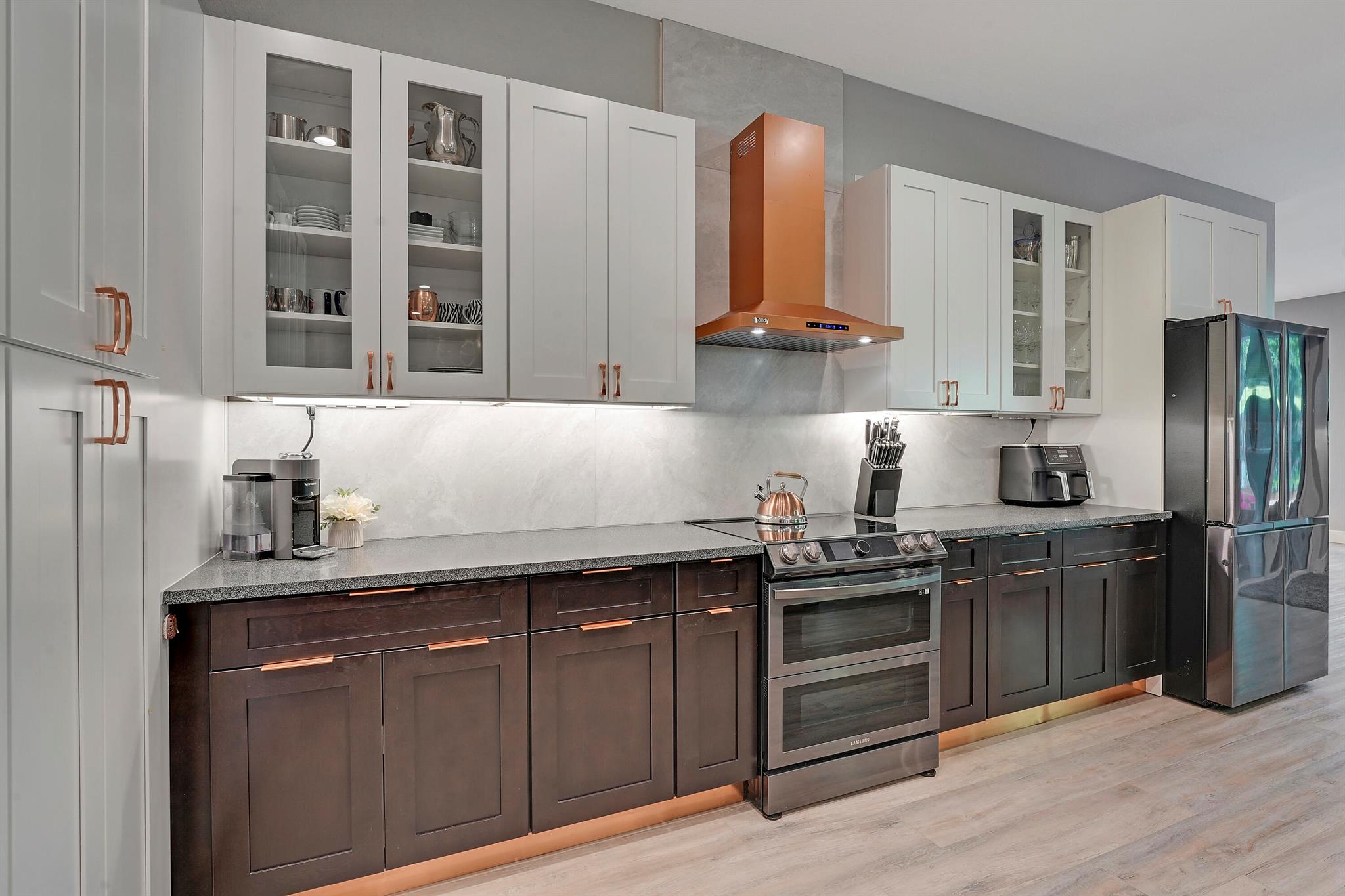 127 Via Castilla Jupiter, FL 33458