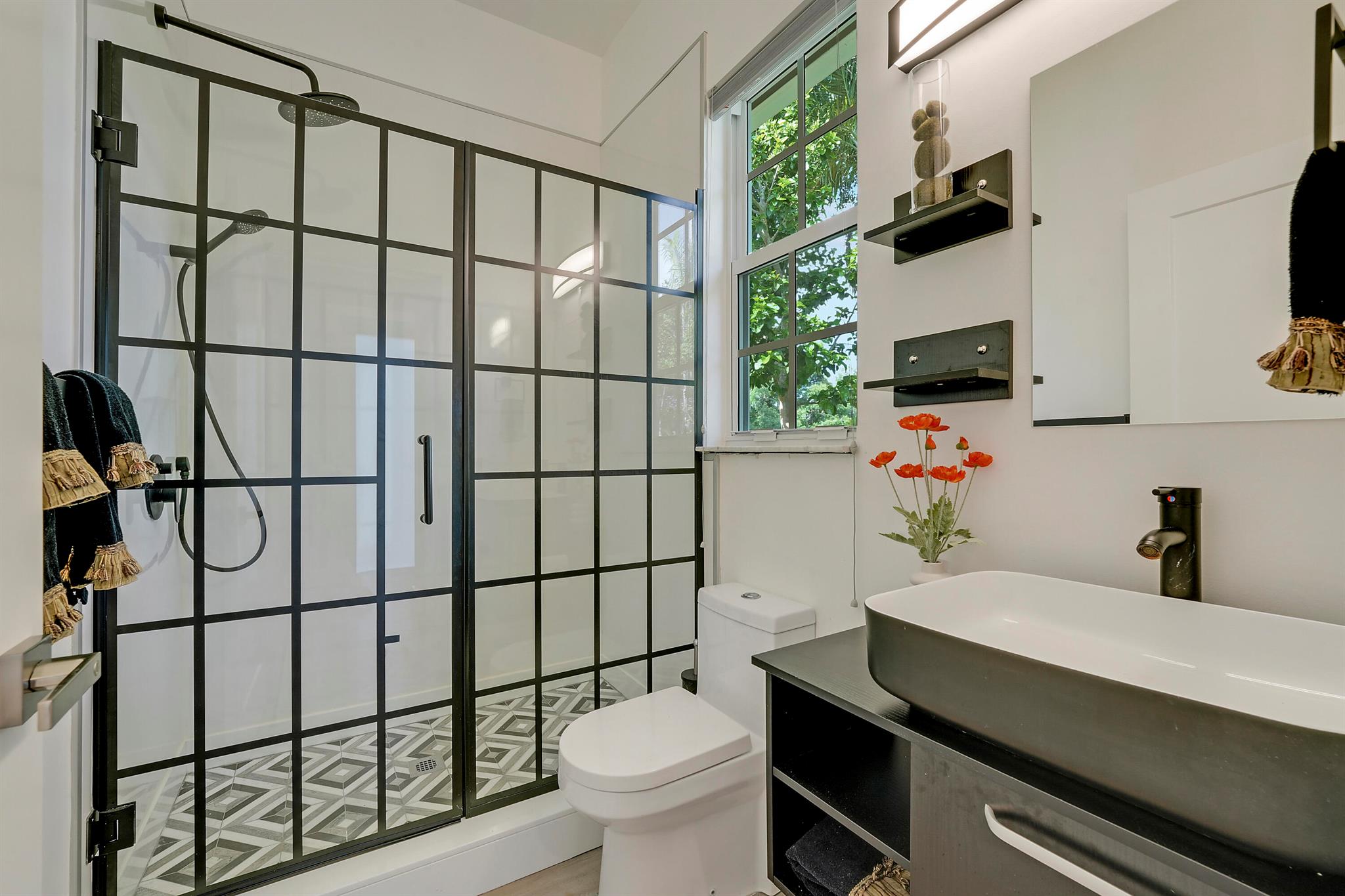 127 Via Castilla Jupiter, FL 33458