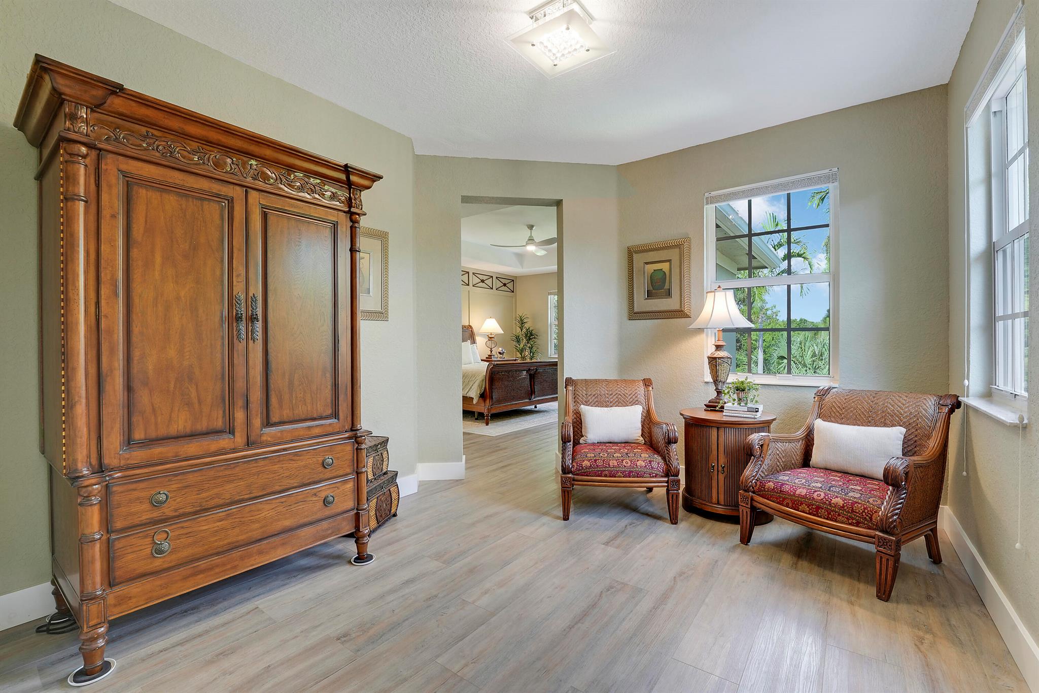 127 Via Castilla Jupiter, FL 33458