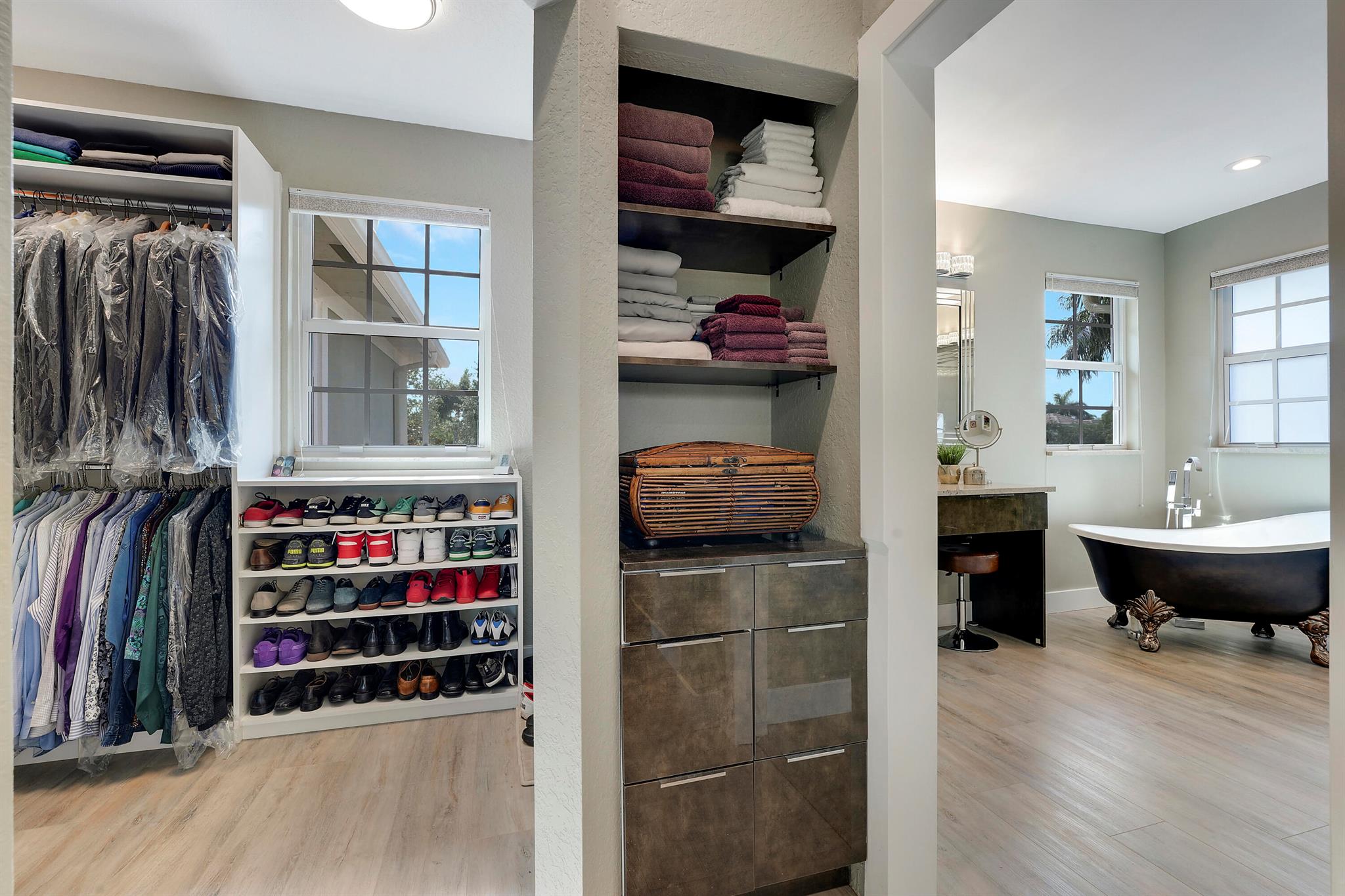 127 Via Castilla Jupiter, FL 33458