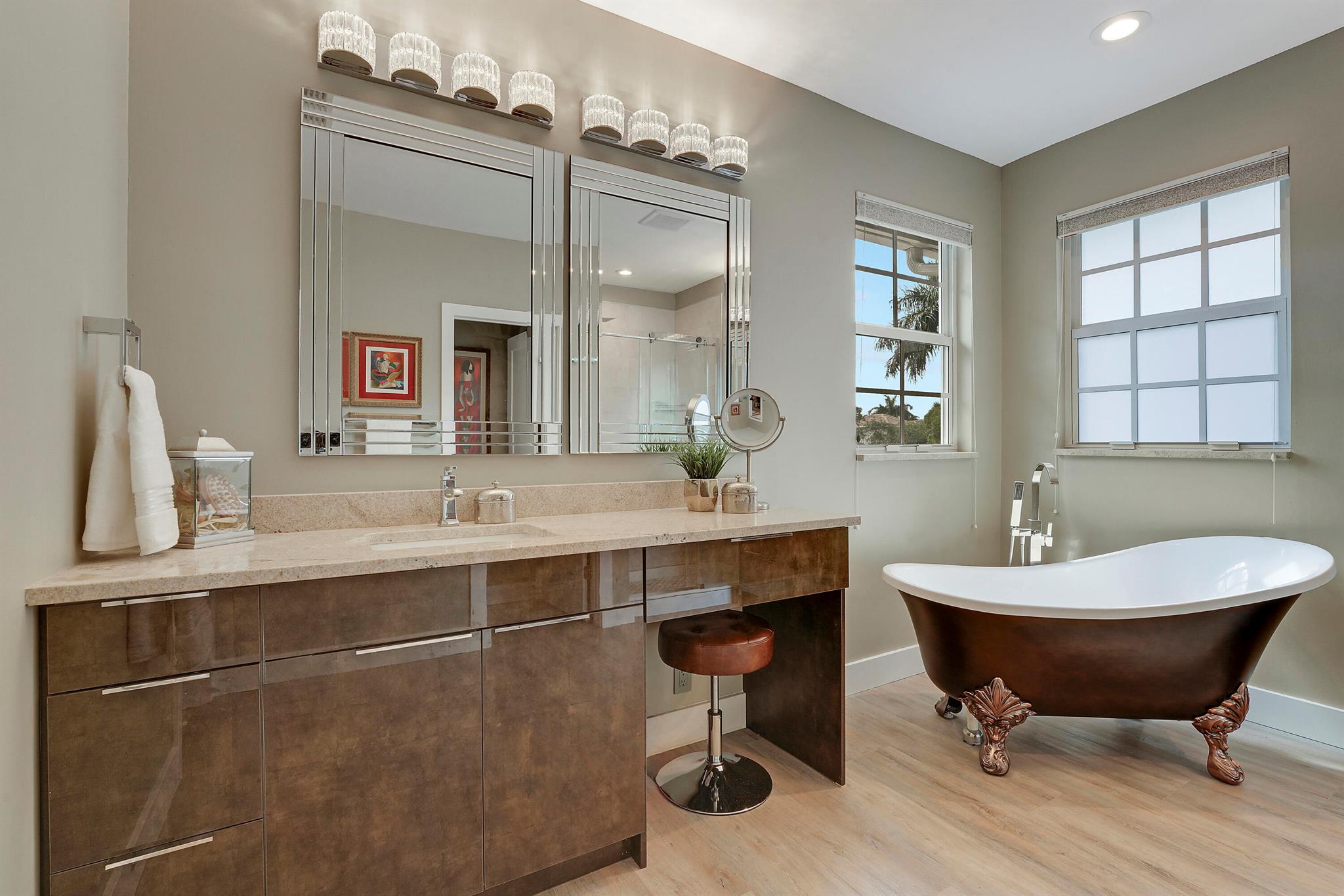 127 Via Castilla Jupiter, FL 33458