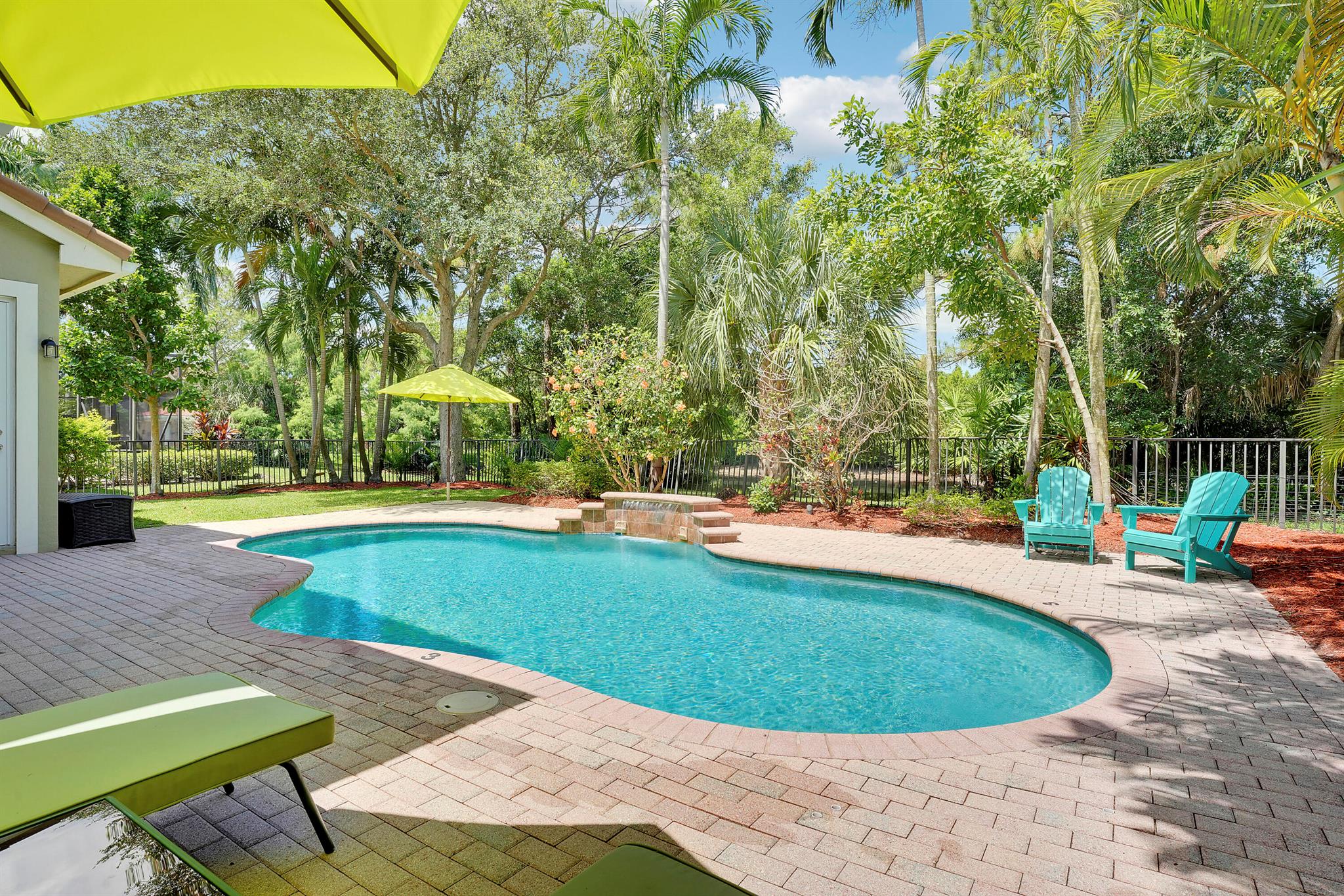 127 Via Castilla Jupiter, FL 33458