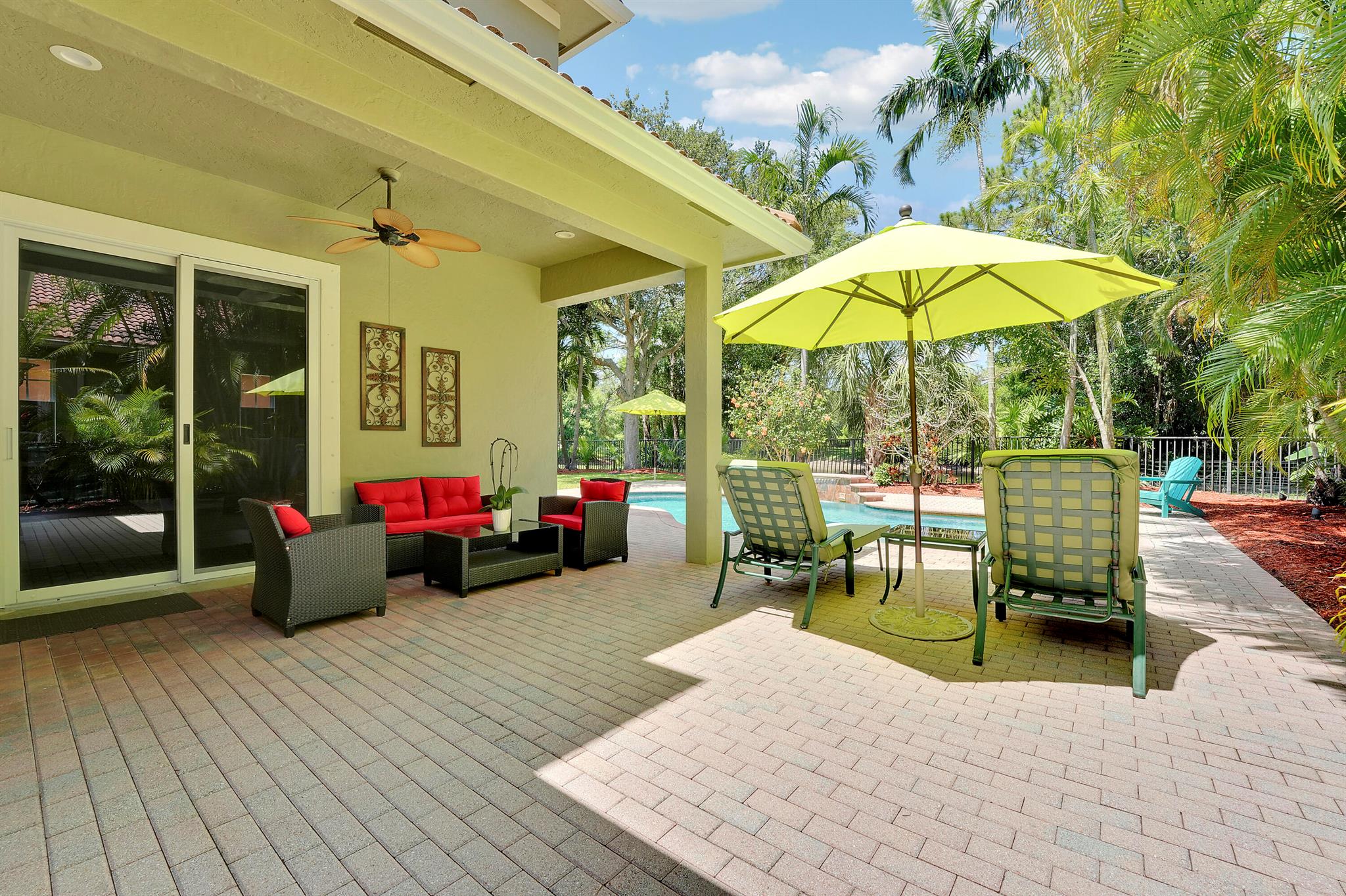 127 Via Castilla Jupiter, FL 33458