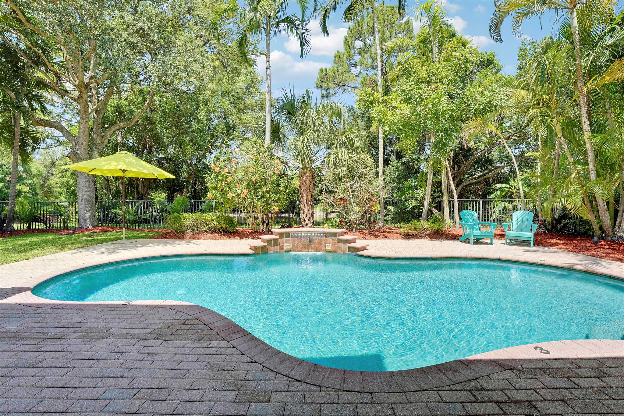 127 Via Castilla Jupiter, FL 33458