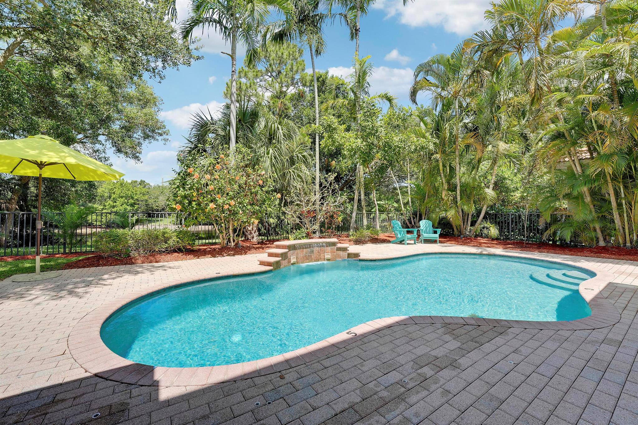 127 Via Castilla Jupiter, FL 33458