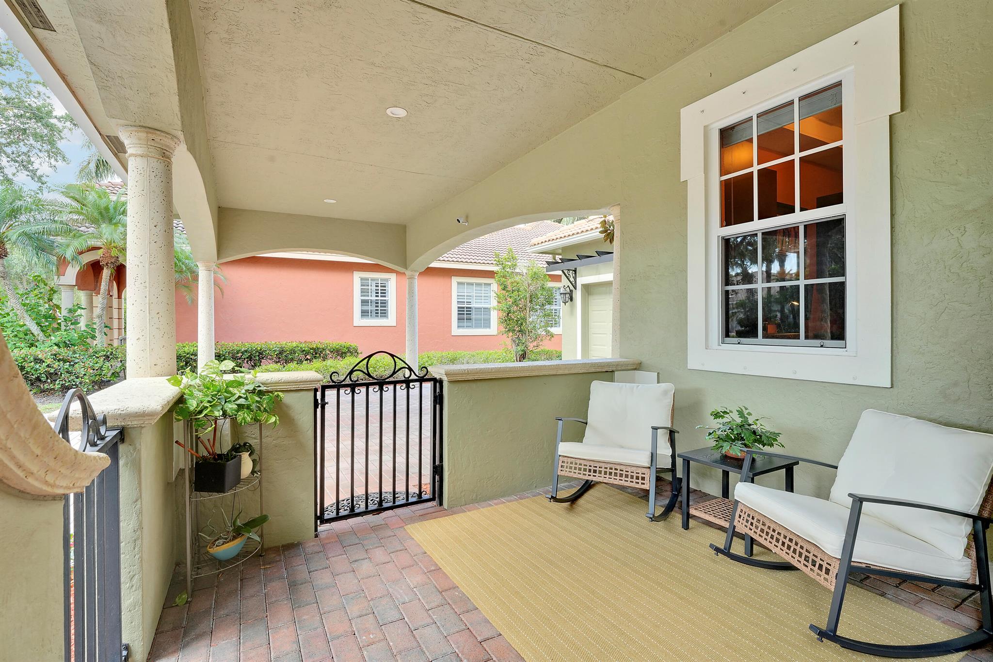 127 Via Castilla Jupiter, FL 33458