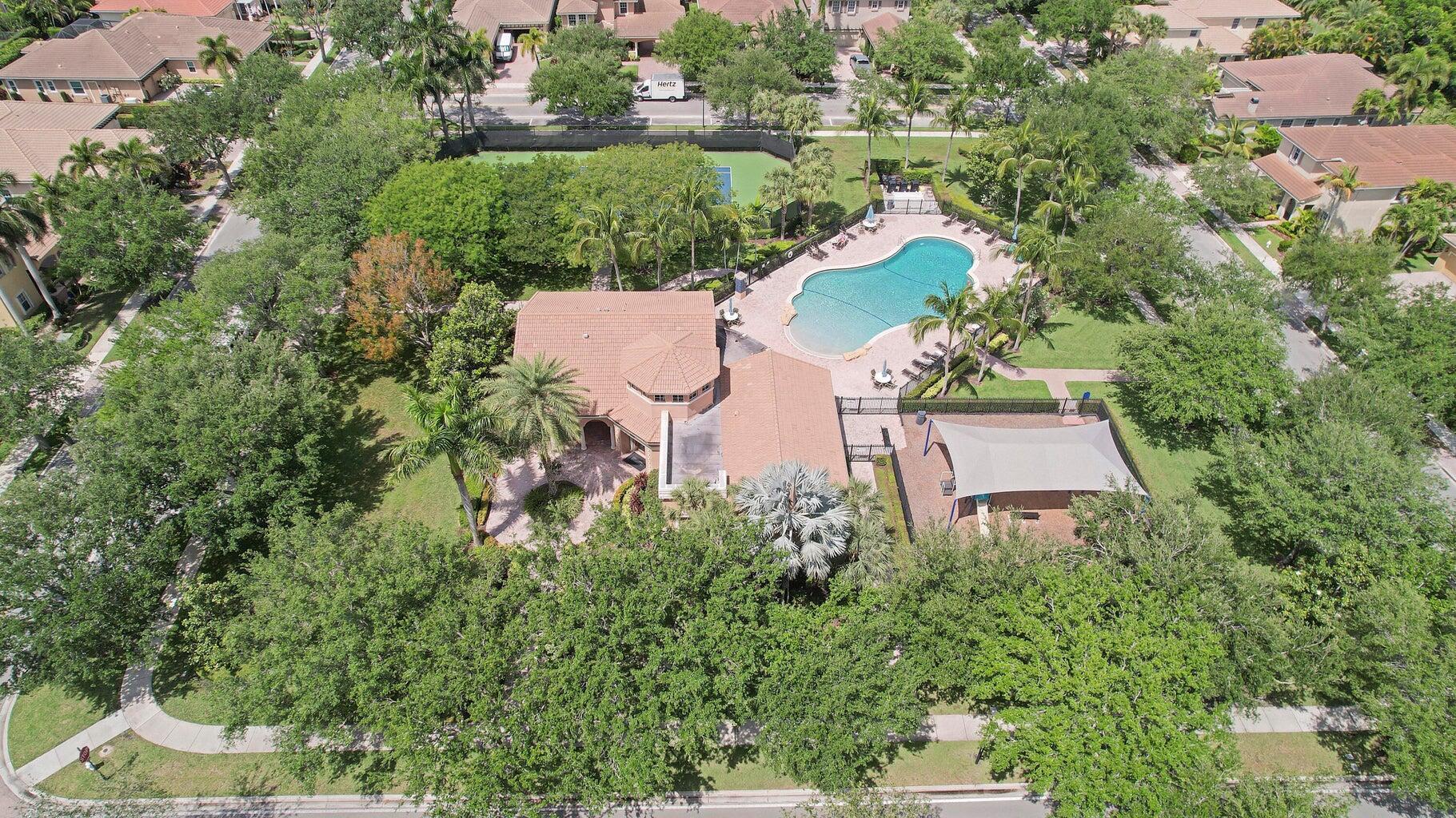 127 Via Castilla Jupiter, FL 33458