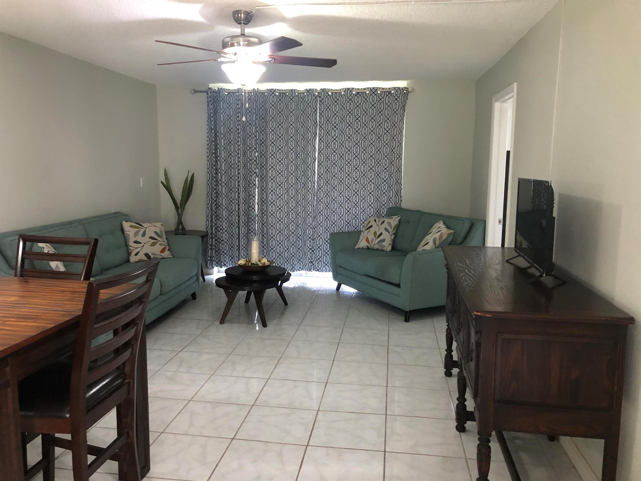 8051 Sunrise Lks Dr #202