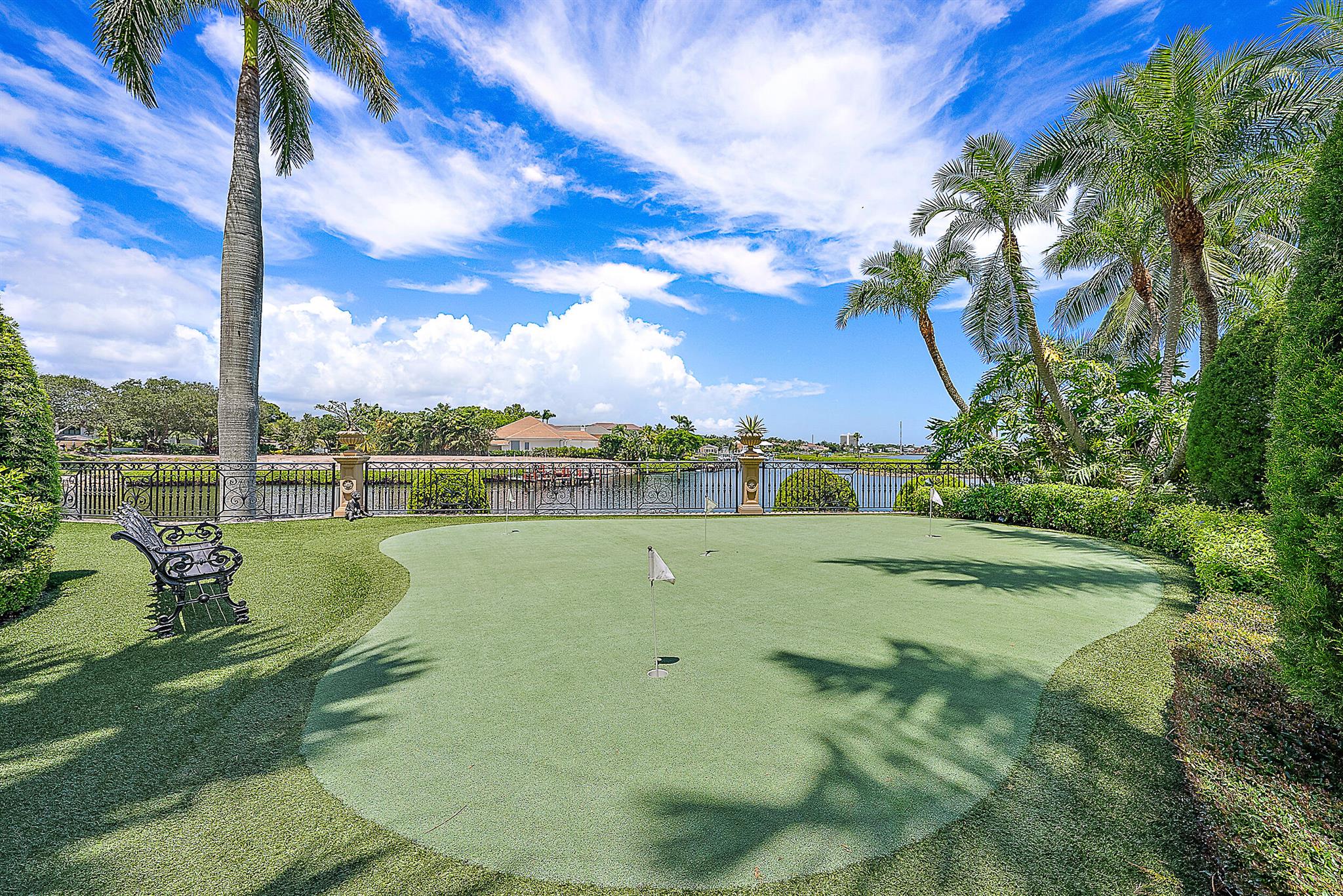 209 Commodore Dr Jupiter, FL 33477