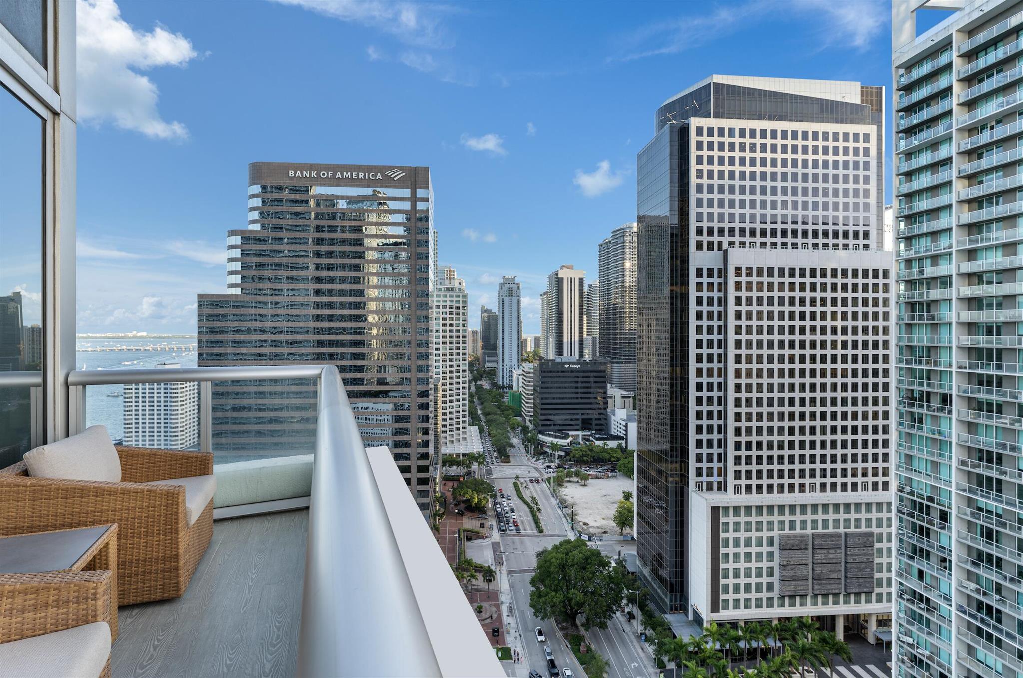 image Icon Brickell Condo No 315