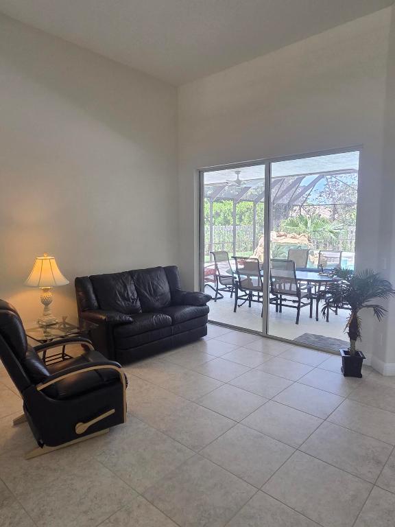 18969 SE Kokomo Jupiter, FL 33458