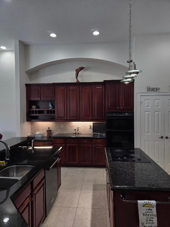 18969 SE Kokomo Jupiter, FL 33458