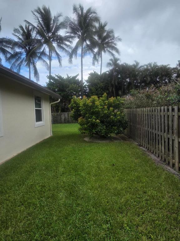 18969 SE Kokomo Jupiter, FL 33458