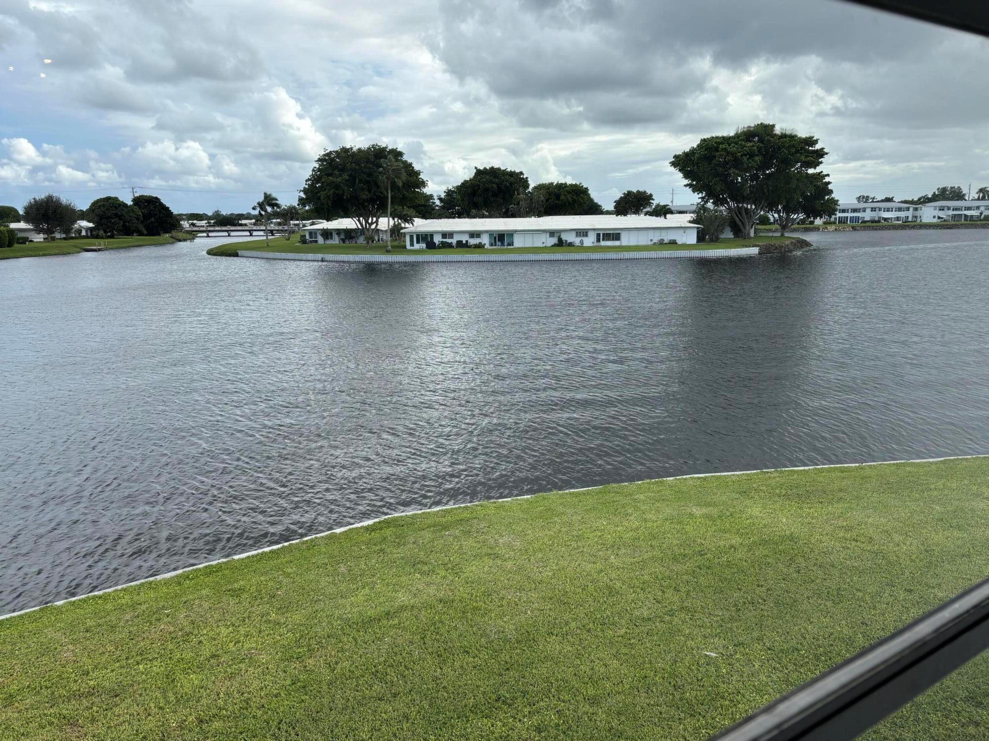 1112 Lake Ter #207
