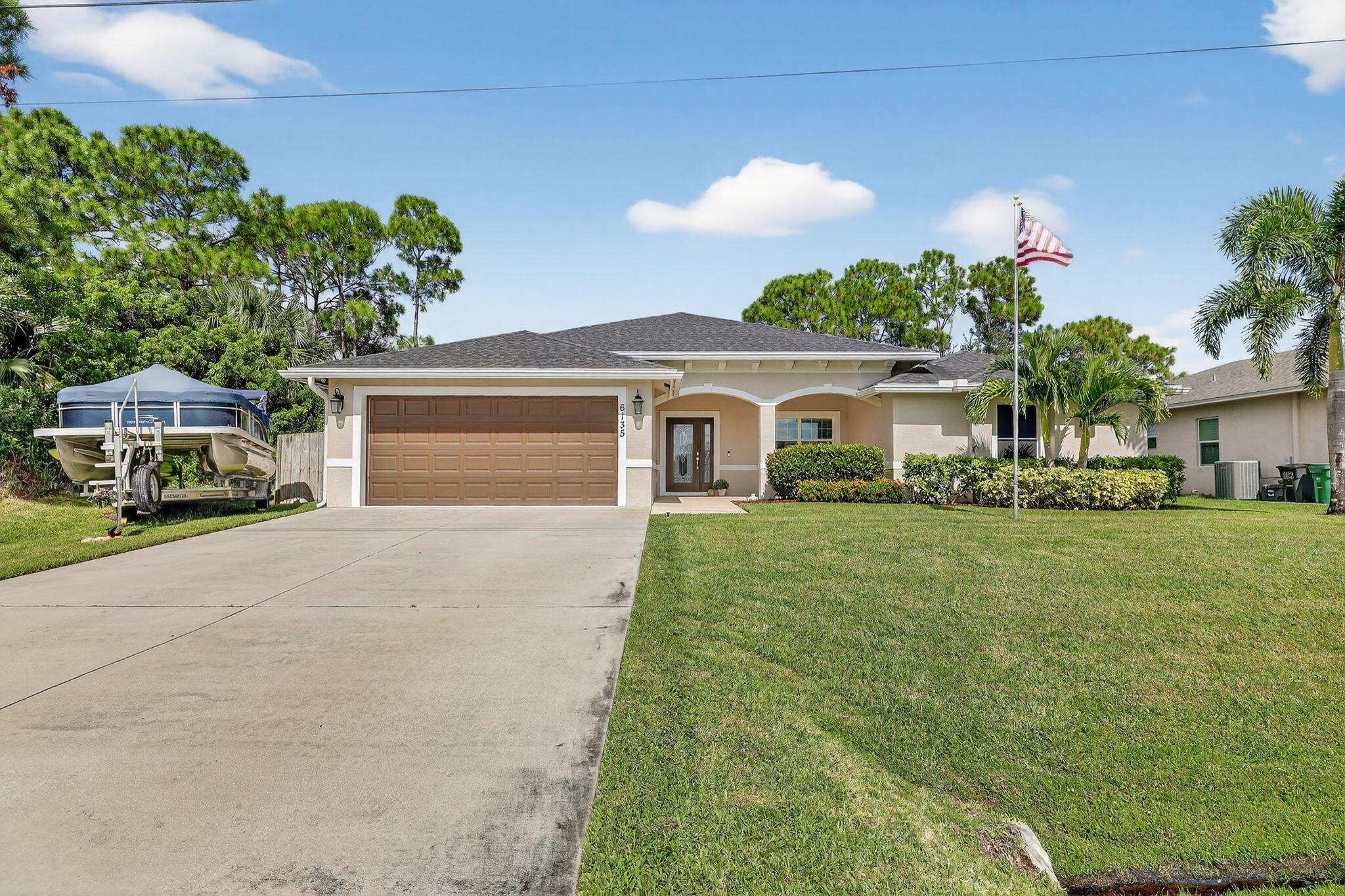 6135 NW Densaw Ter