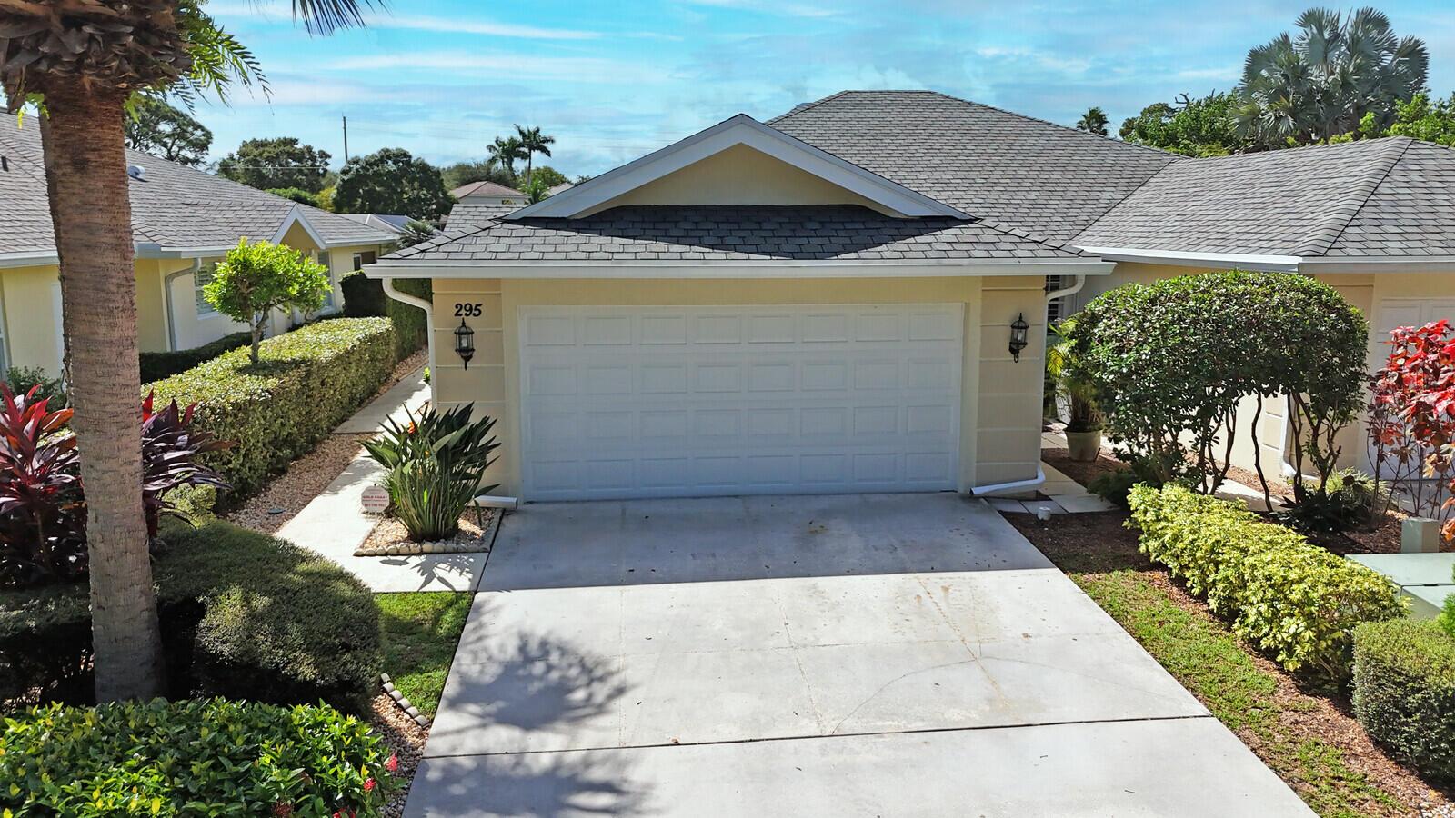 295 Brier Cir