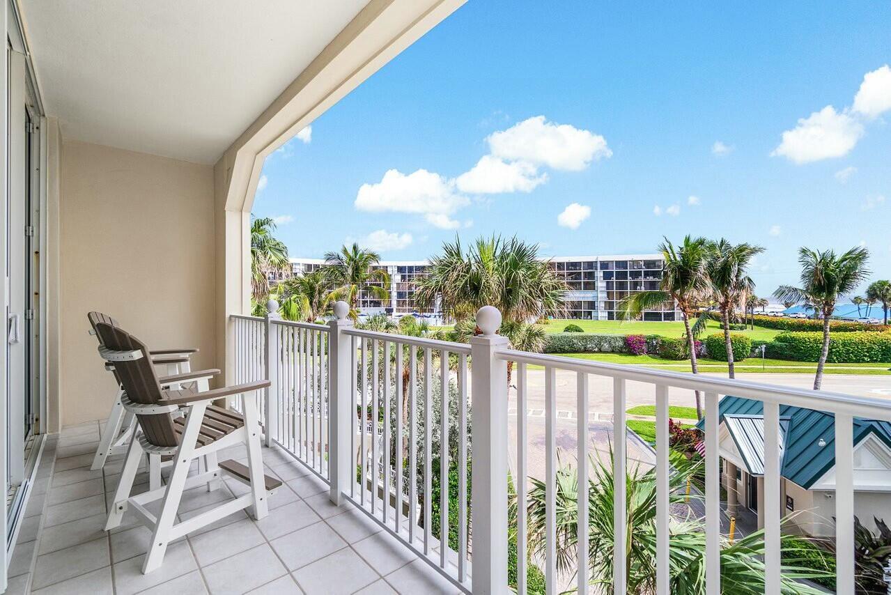120 Ocean Grande Blvd #403 Jupiter, FL 33477