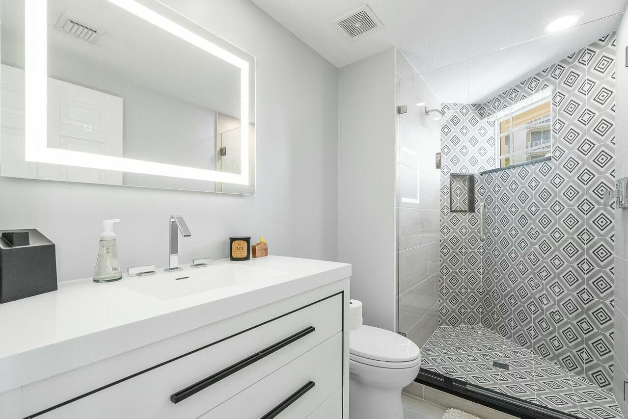 120 Ocean Grande Blvd #403 Jupiter, FL 33477