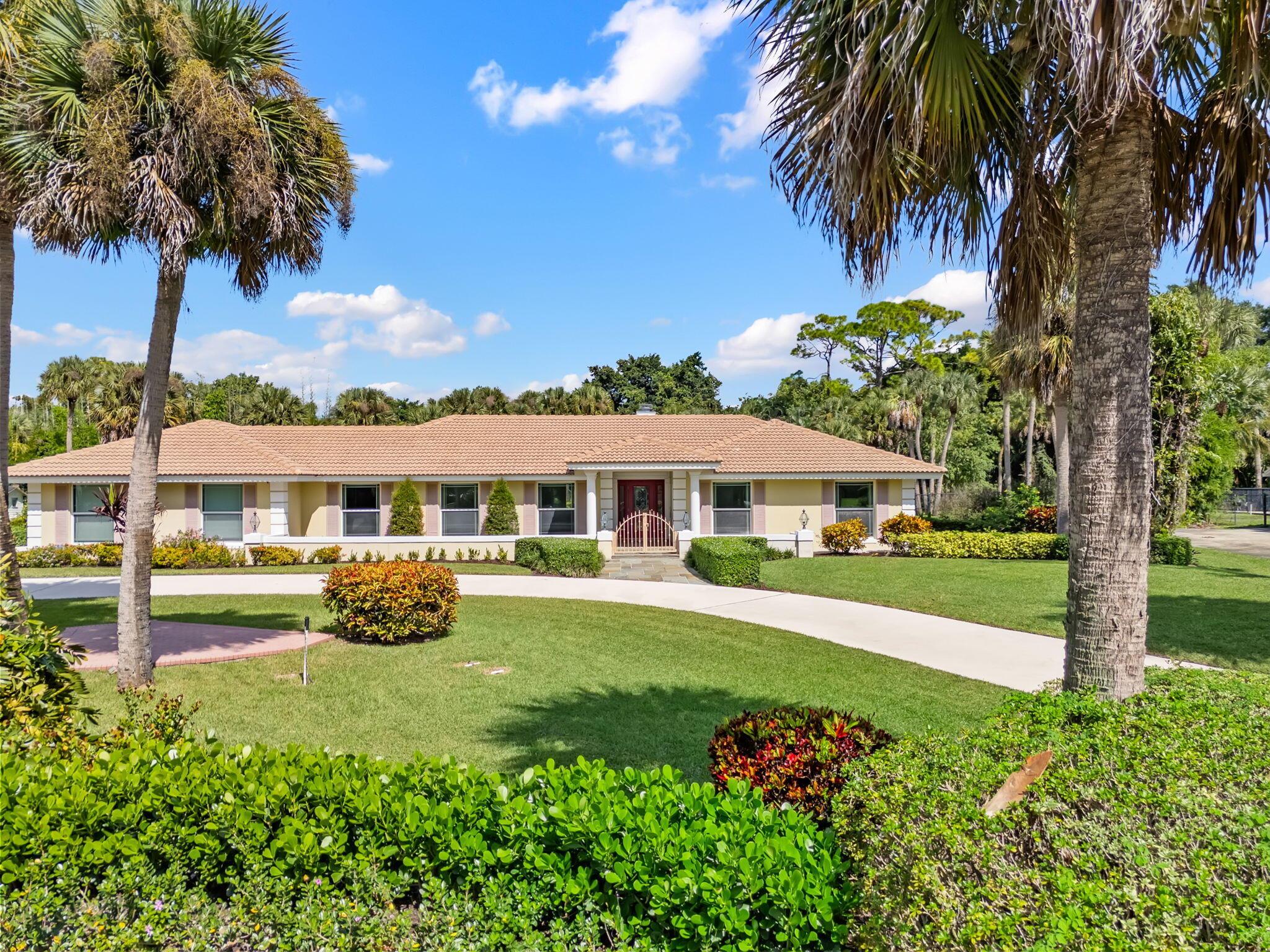 12231 Areaca Dr