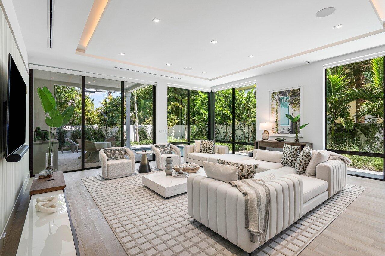 514 NE 7th Ave Delray Beach, FL 33483