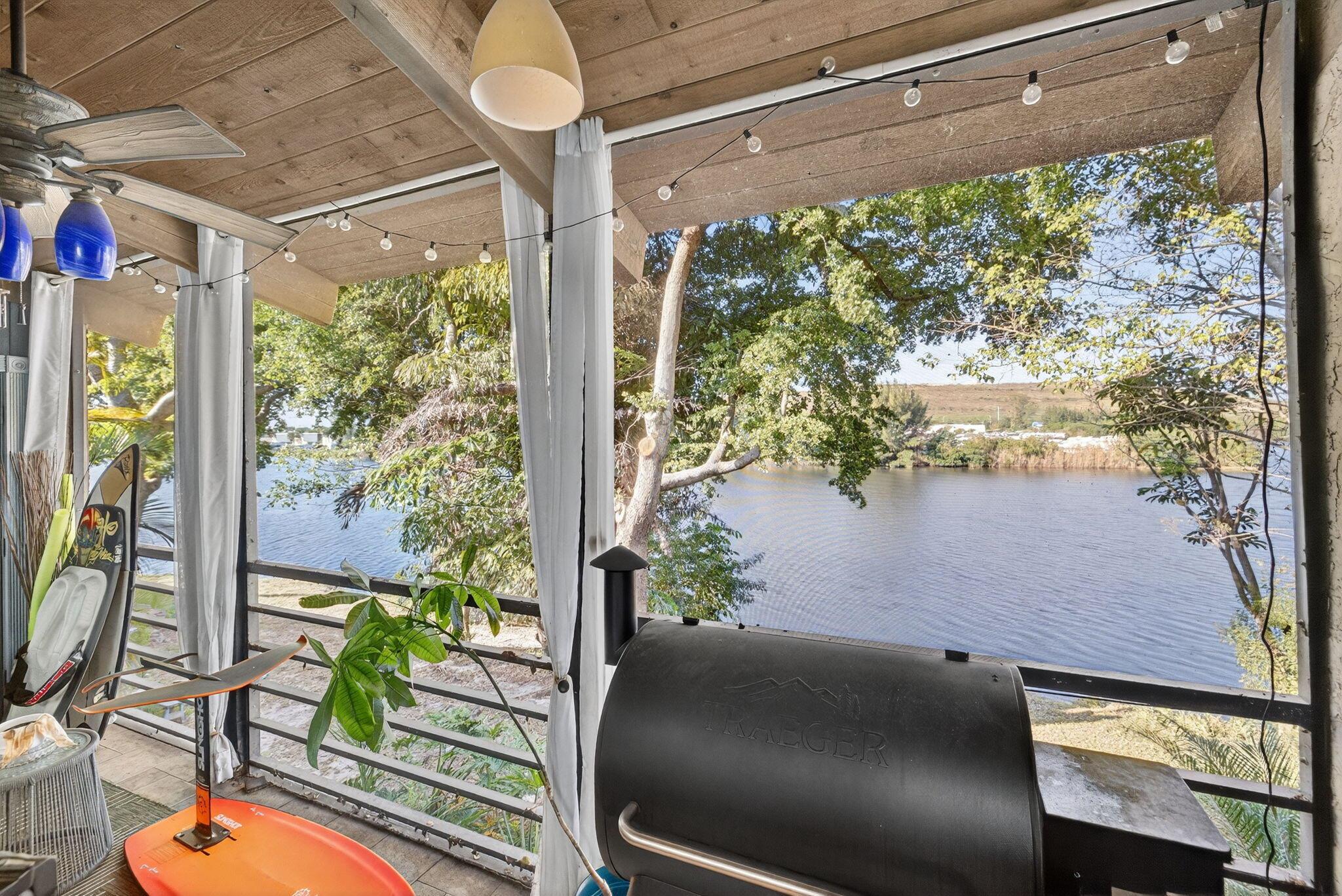 4491 Crystal Lk Dr #201a