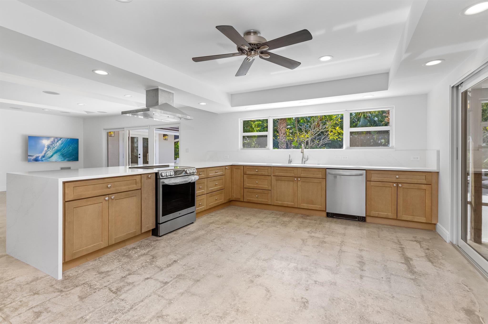 41 Coconut Ln Ocean Ridge, FL 33435