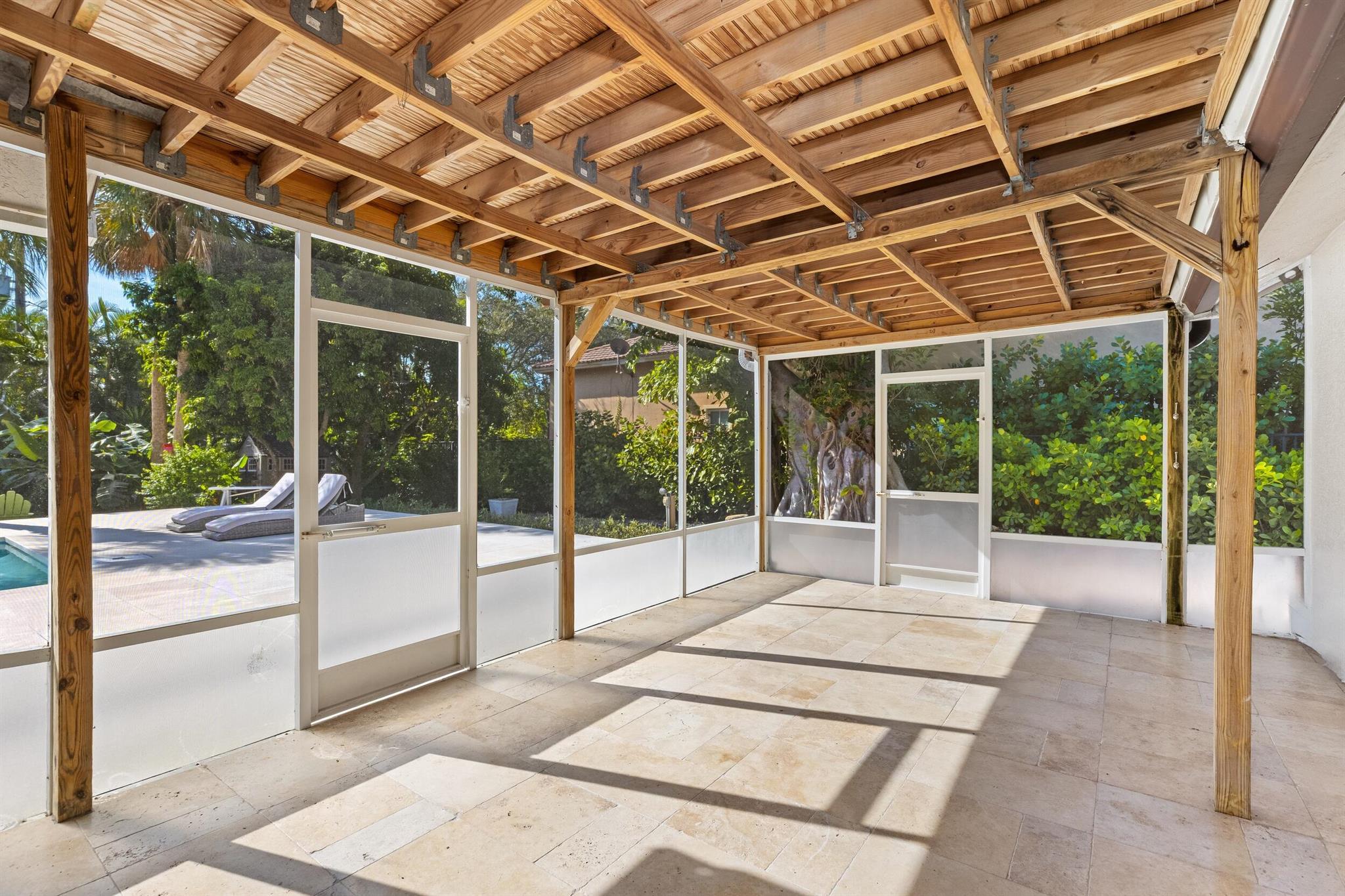 41 Coconut Ln Ocean Ridge, FL 33435