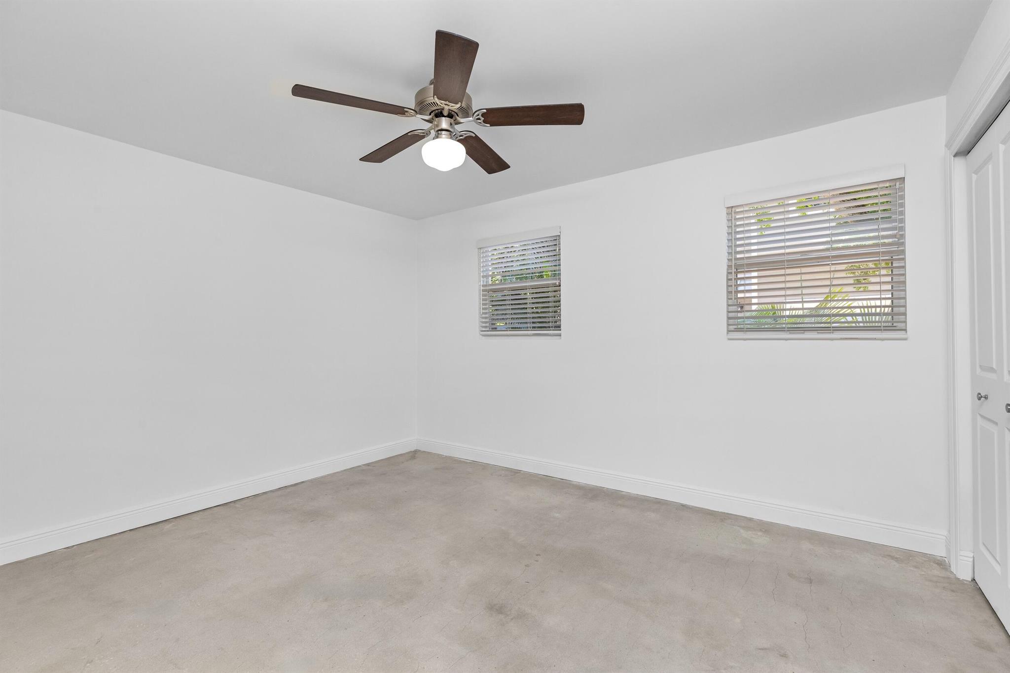 41 Coconut Ln Ocean Ridge, FL 33435