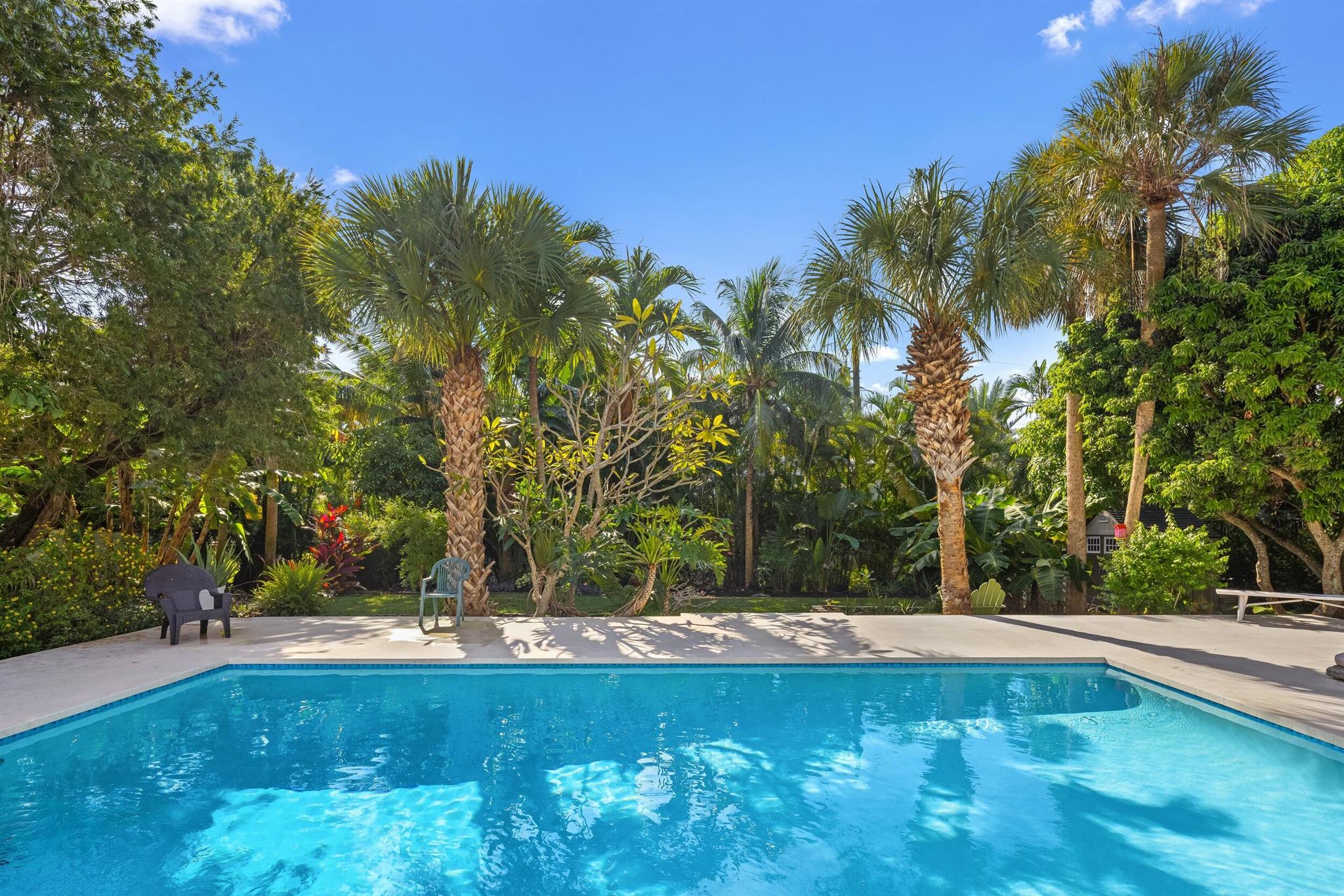 41 Coconut Ln Ocean Ridge, FL 33435