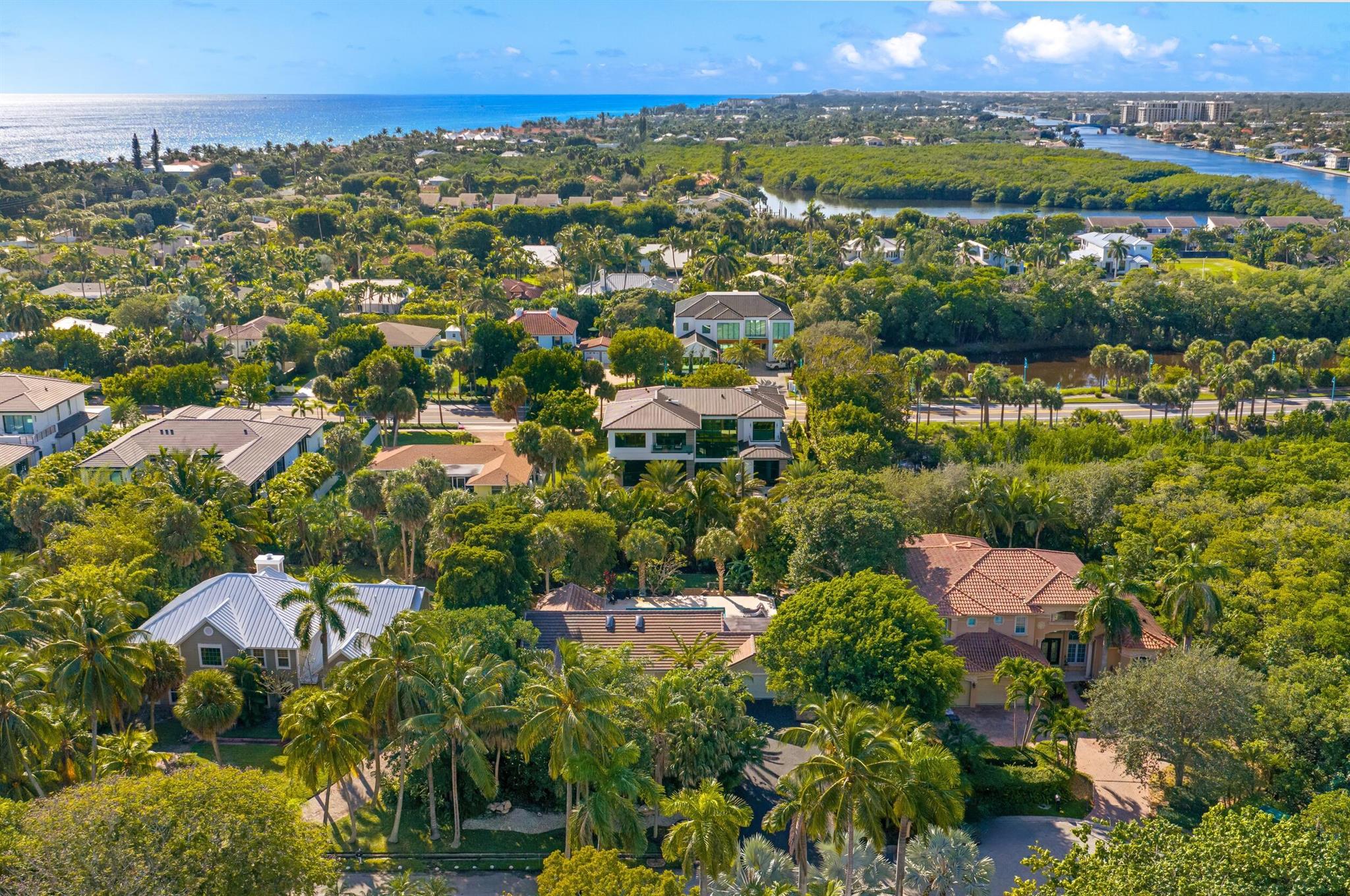 41 Coconut Ln Ocean Ridge, FL 33435