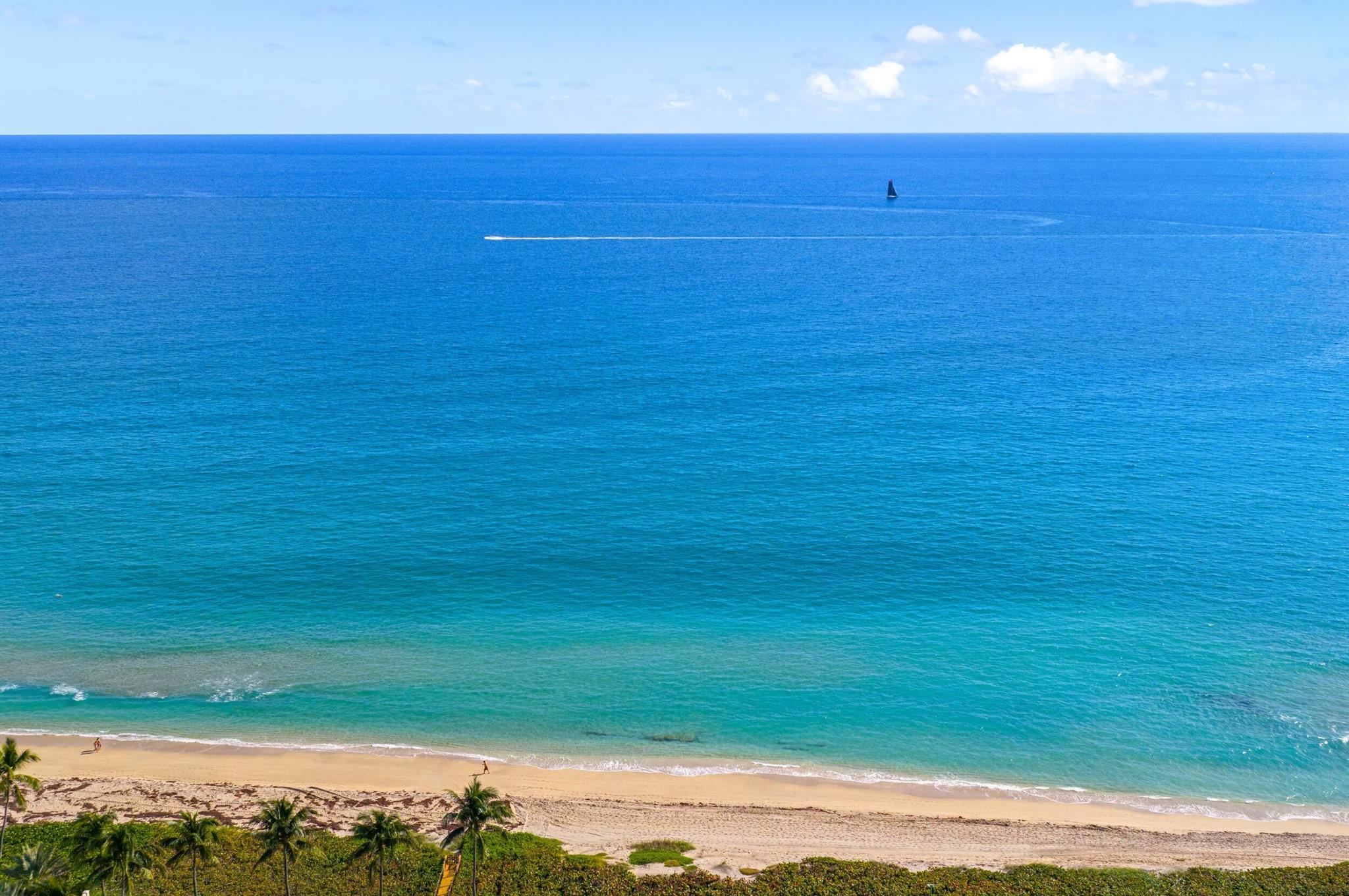 41 Coconut Ln Ocean Ridge, FL 33435