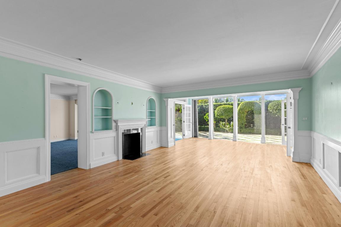 369 S Lake Dr #1d Palm Beach, FL 33480