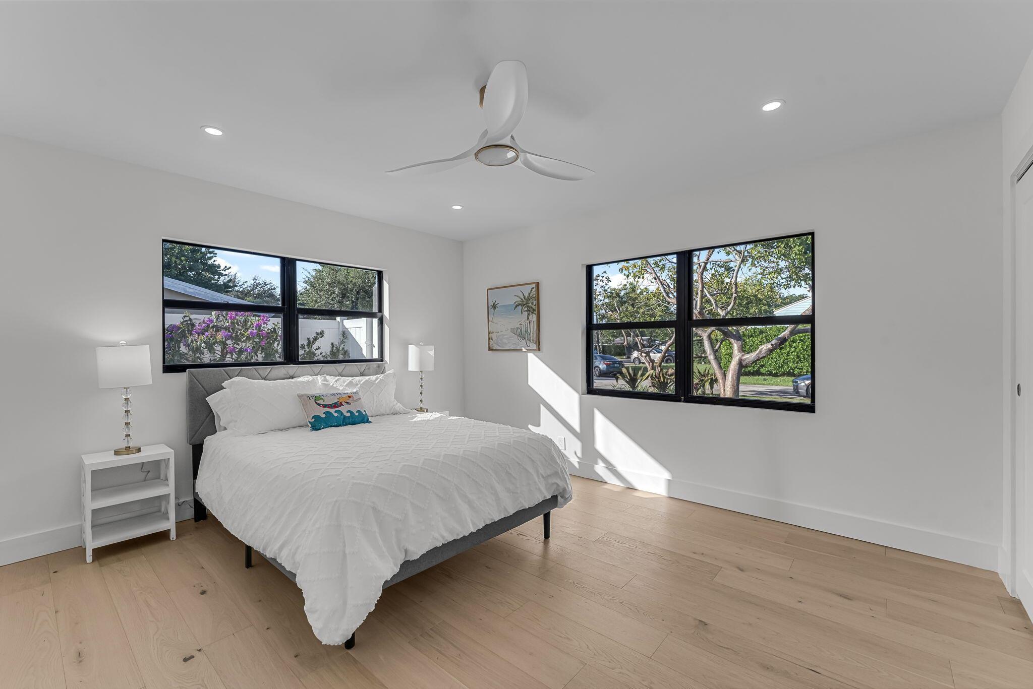 433 Aylesbury Rd Delray Beach, FL 33444