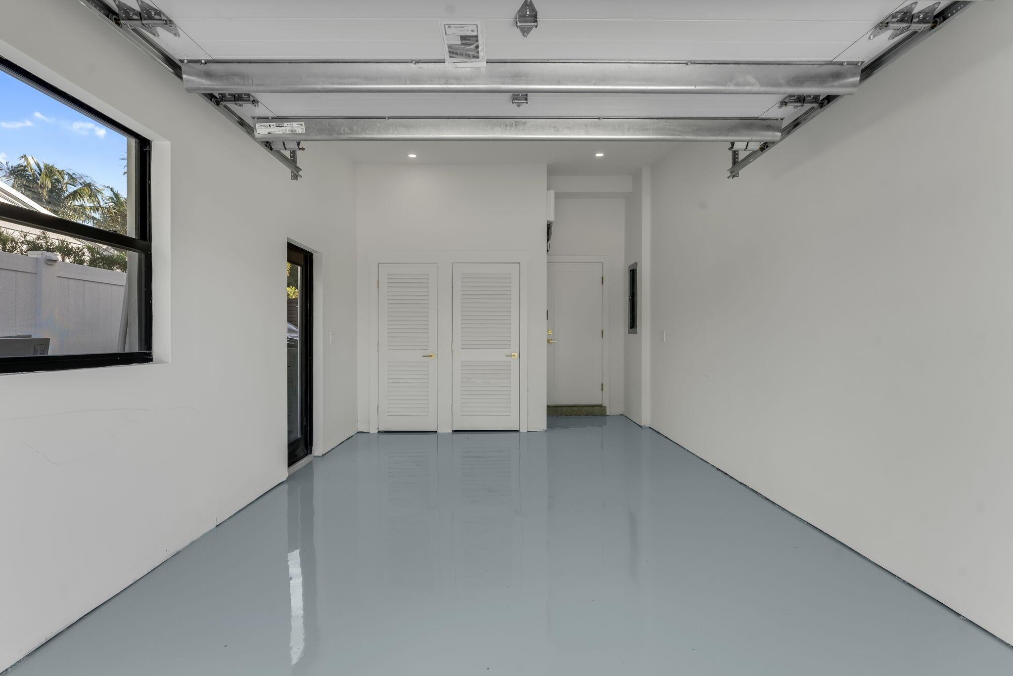 433 Aylesbury Rd Delray Beach, FL 33444