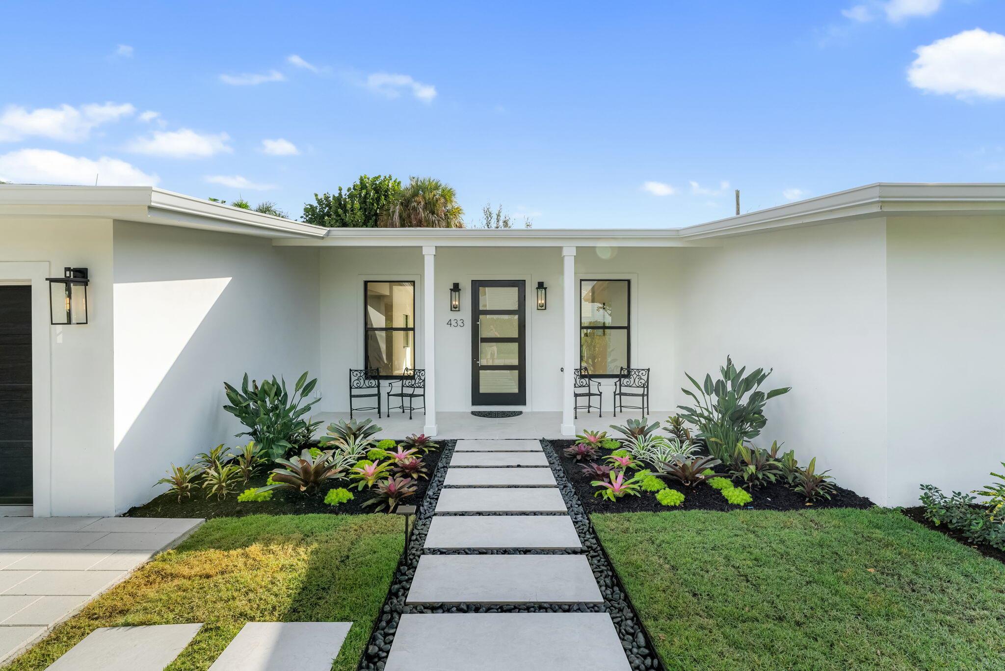 433 Aylesbury Rd Delray Beach, FL 33444