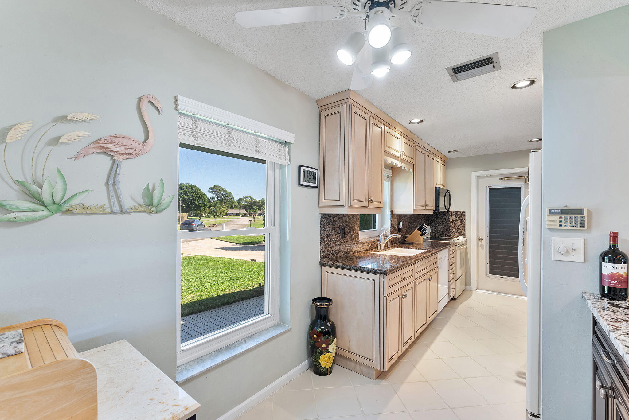 6206 Springdale Delray Beach, FL 33445