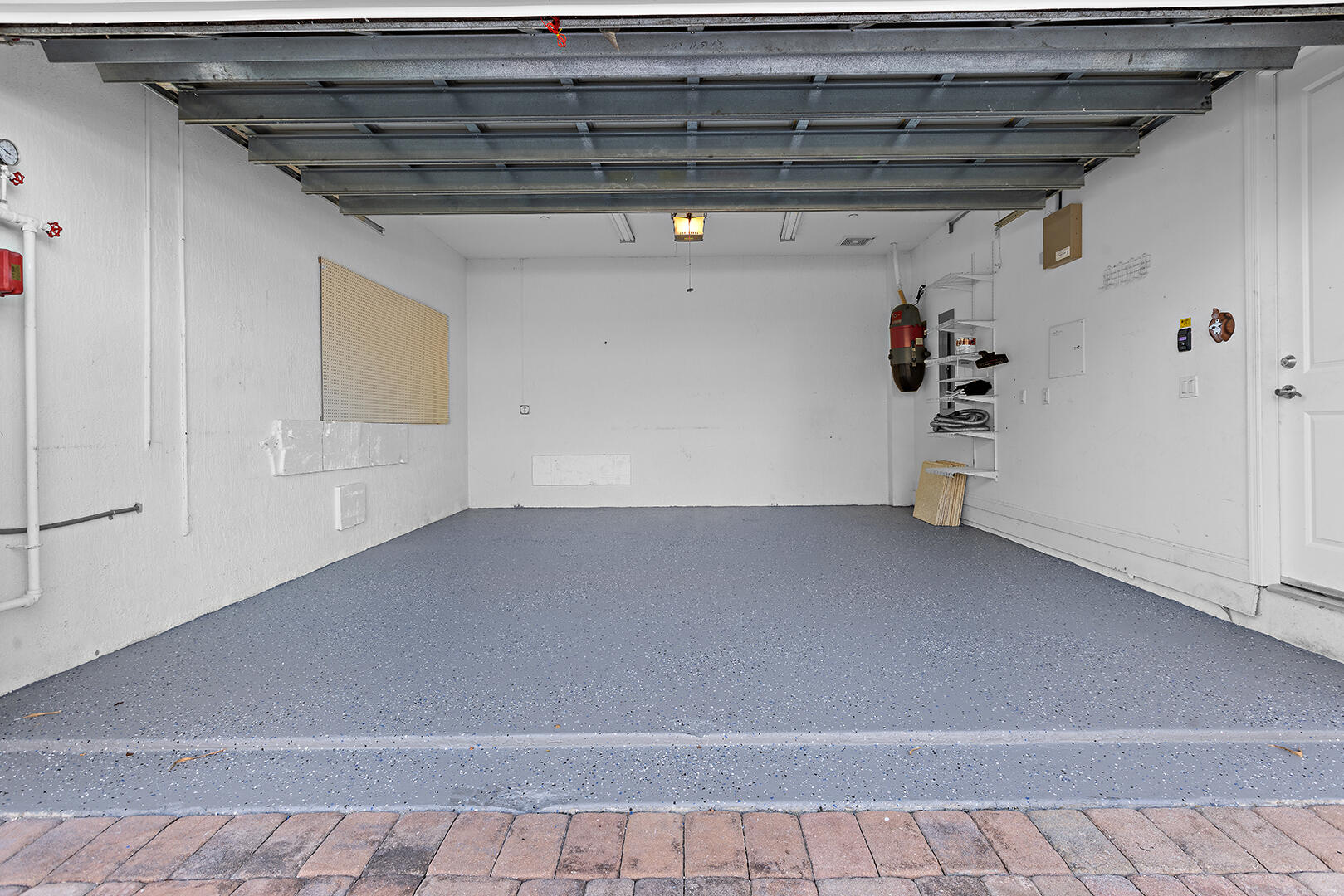 1600 NE 9th #20 Fort Lauderdale, FL 33304