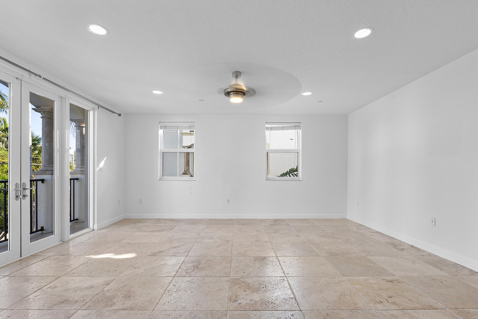 1600 NE 9th #20 Fort Lauderdale, FL 33304