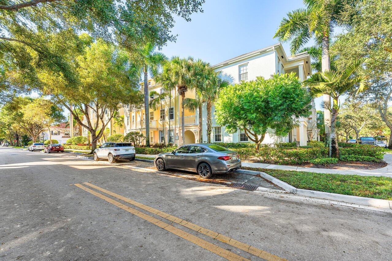 276 Murcia #301 Jupiter, FL 33458