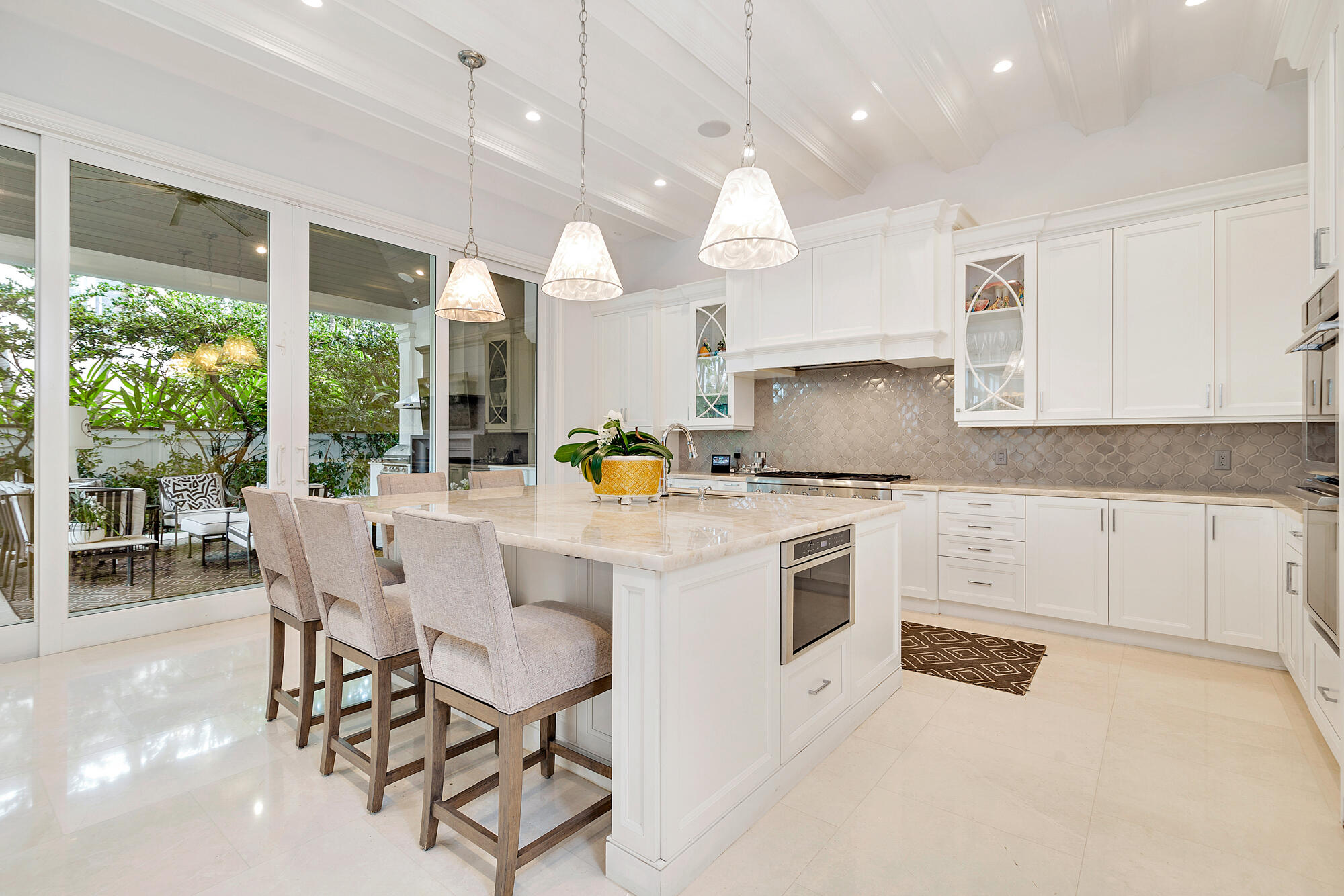 129 Santa Lucia West Palm Beach, FL 33405