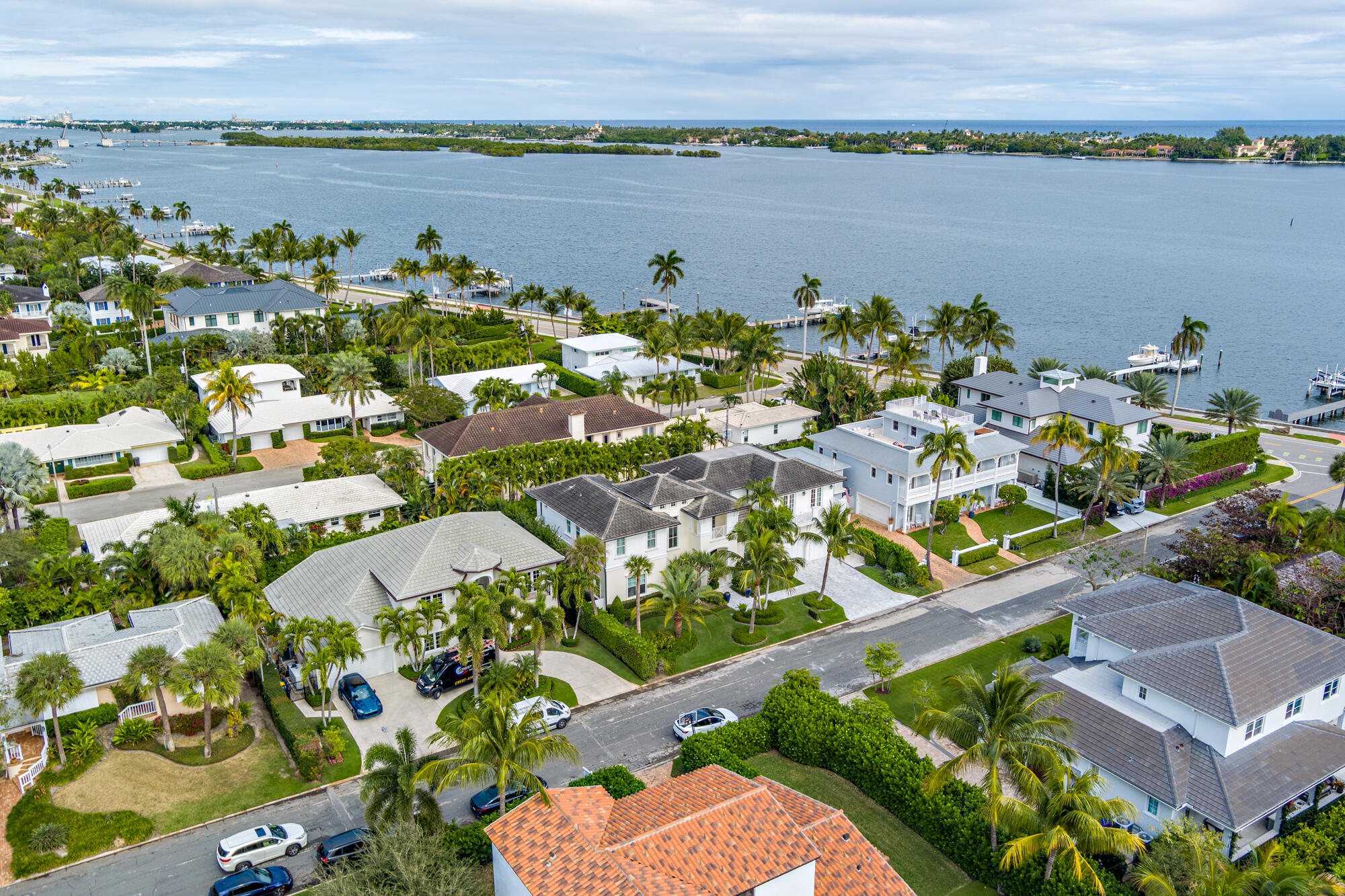 129 Santa Lucia West Palm Beach, FL 33405