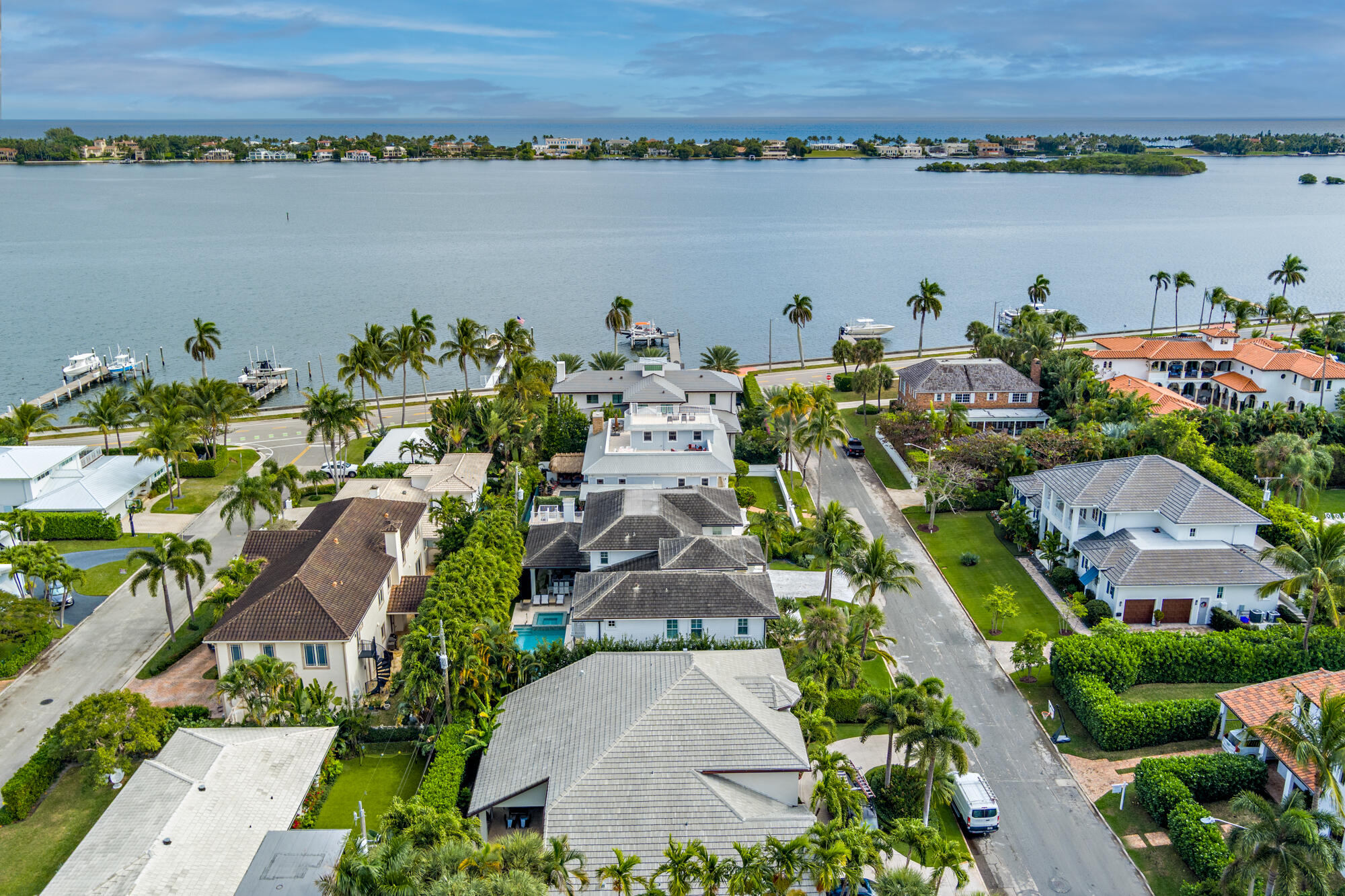 129 Santa Lucia West Palm Beach, FL 33405