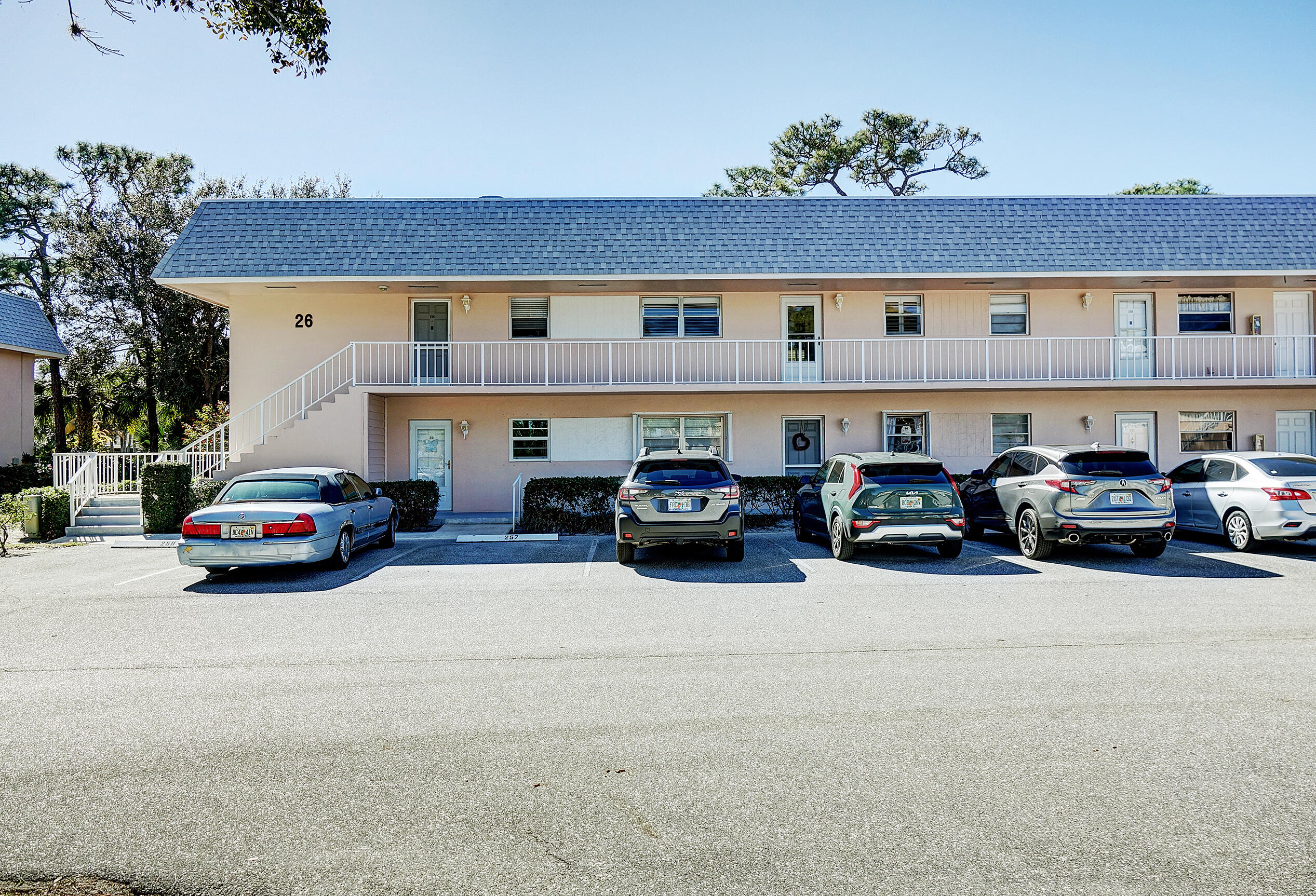 18081 SE Country Clb #26-257 Jupiter, FL 33469