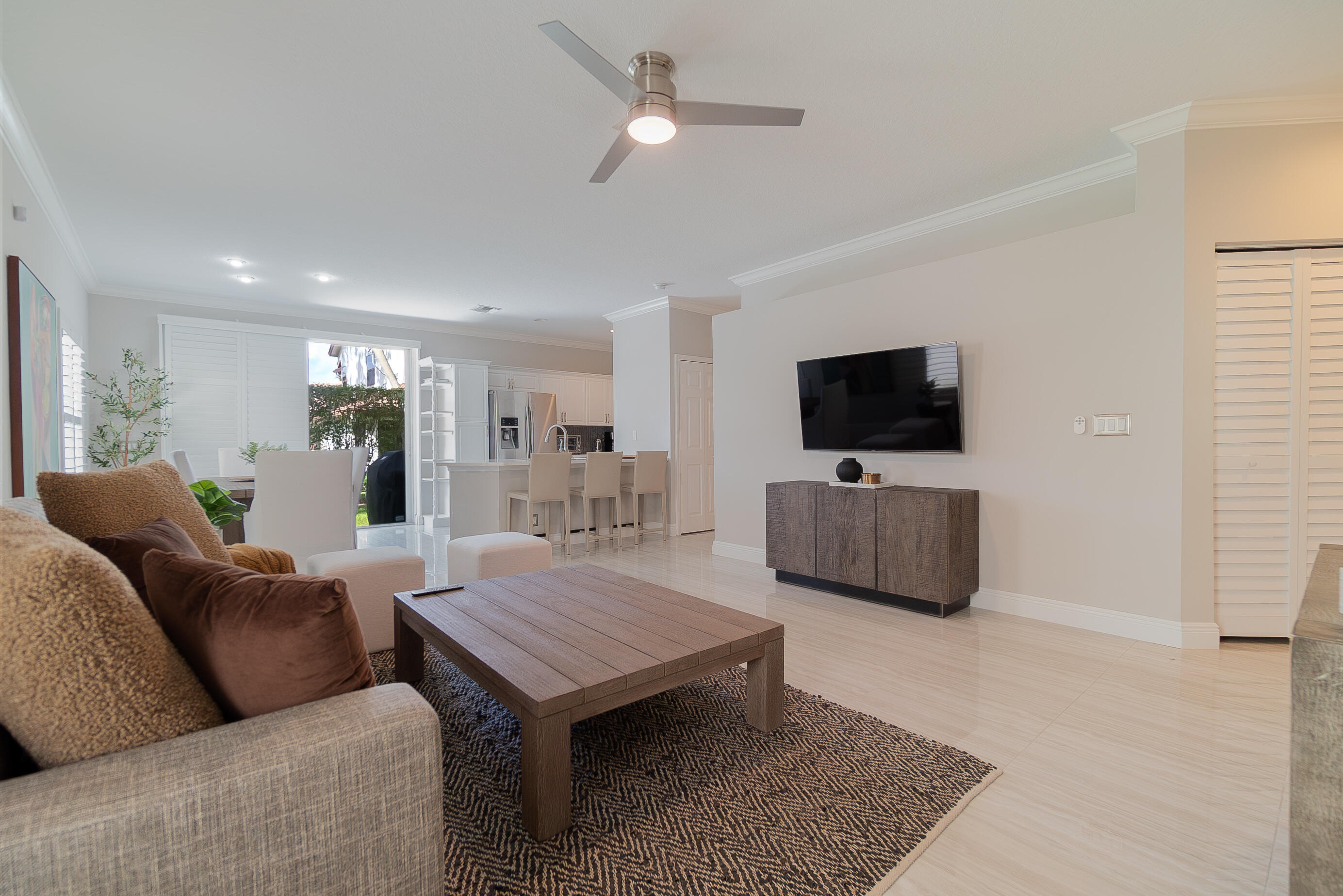 12616 Shoreline Wellington, FL 33414