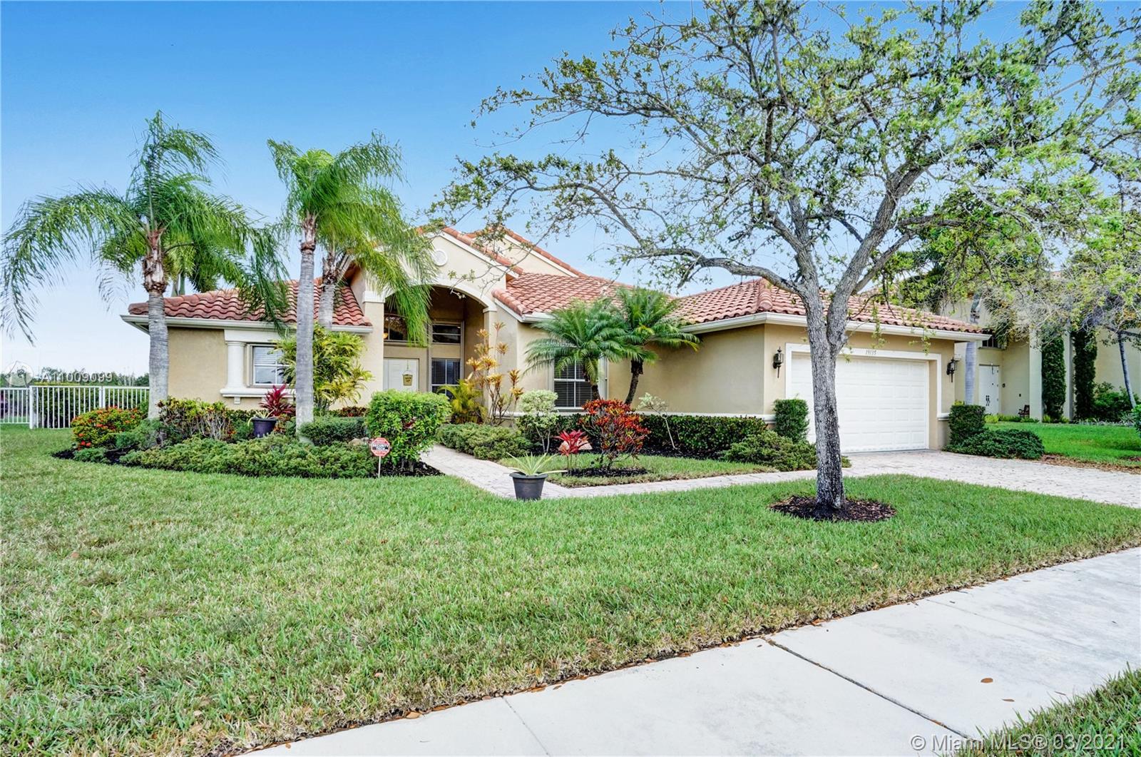 Encantada Homes Pembroke Pines Florida Real Estate Pembroke Pines