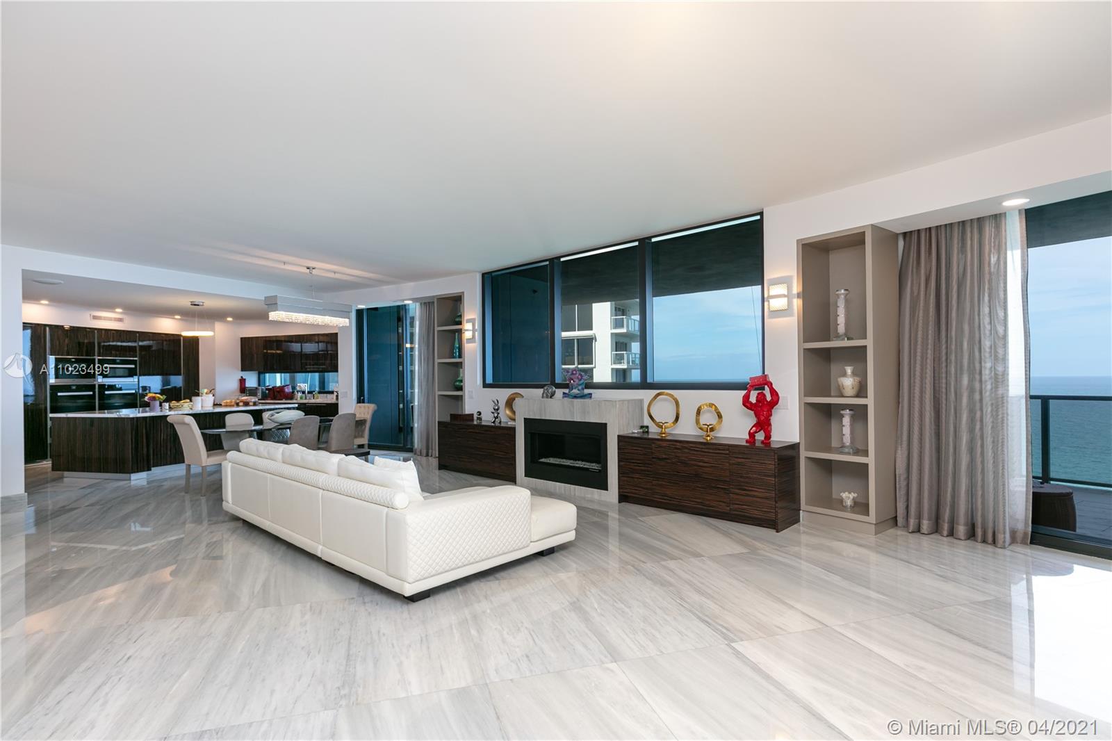 18555 Collins Ave #2105