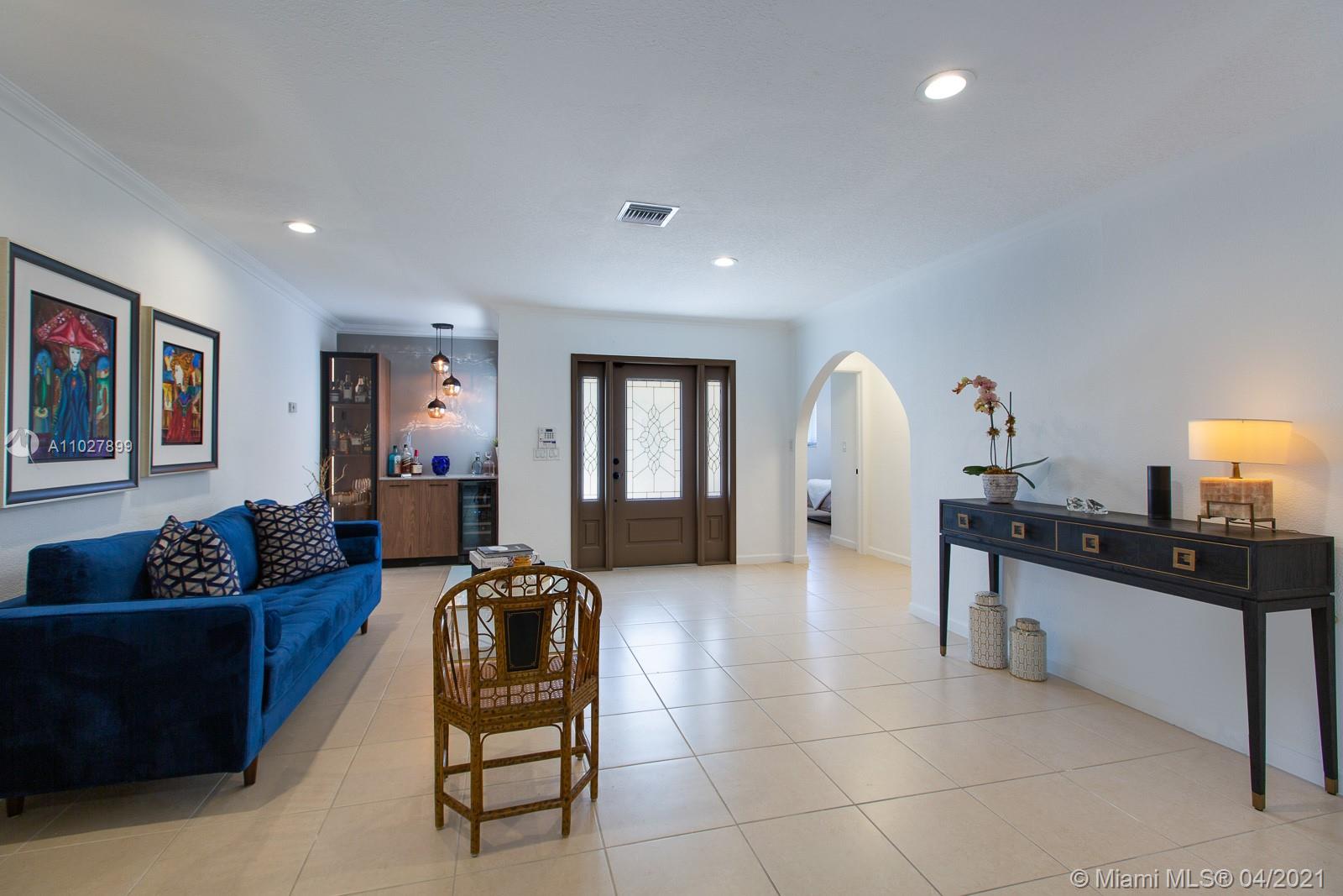 5810 Leonardo St Coral Gables, FL 33146