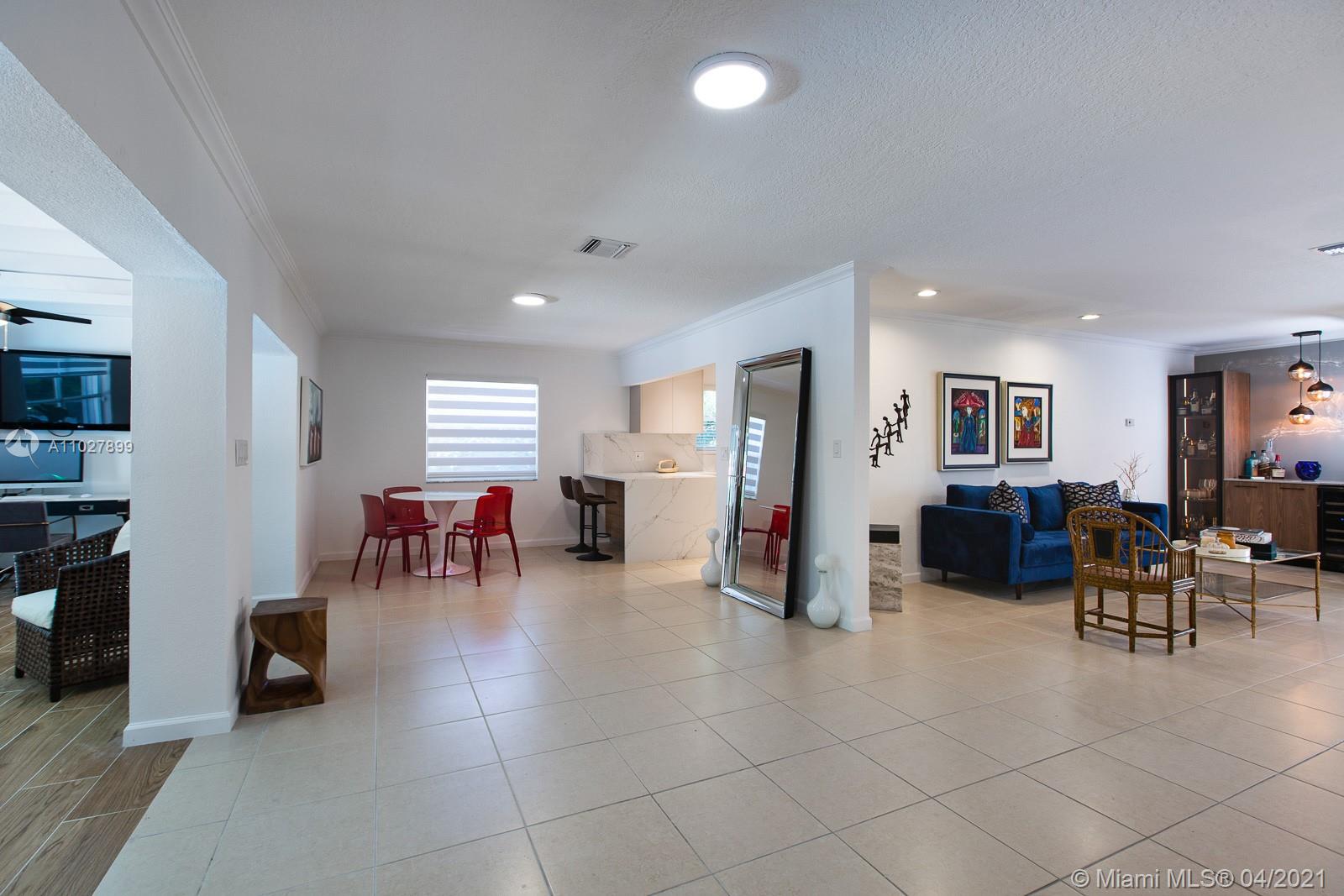 5810 Leonardo St Coral Gables, FL 33146